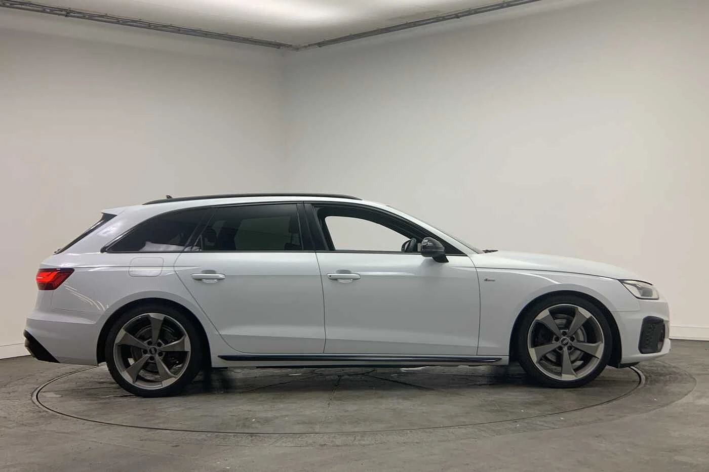Audi-A4-image-3