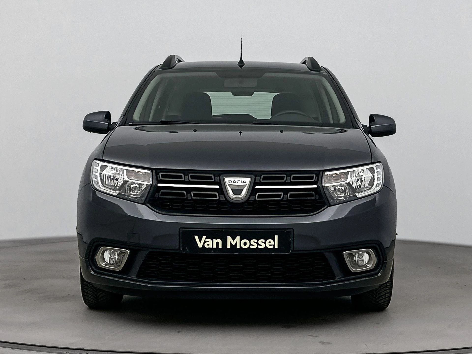 Dacia-Logan-image-4