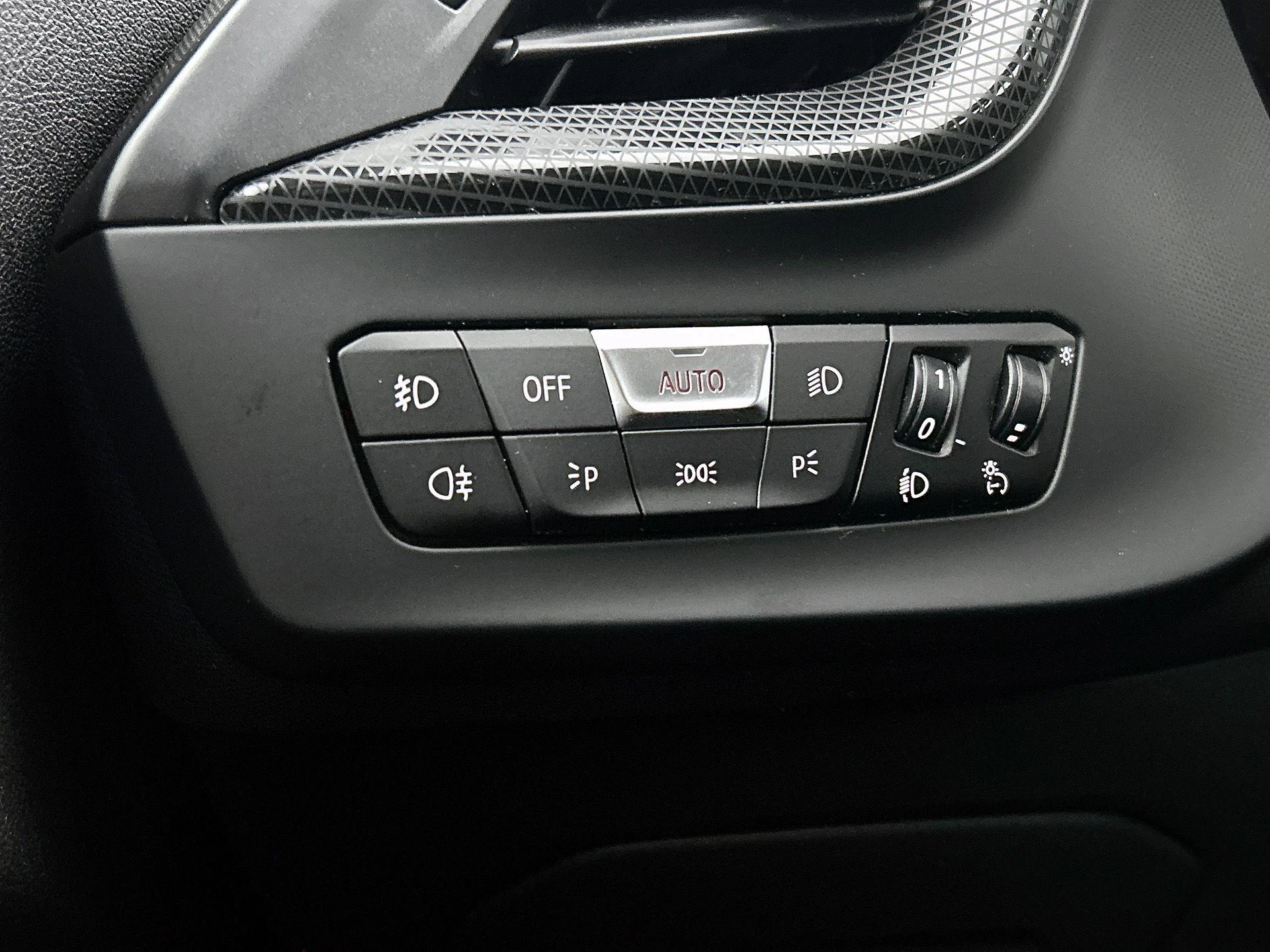 BMW-2 Serie-image-23