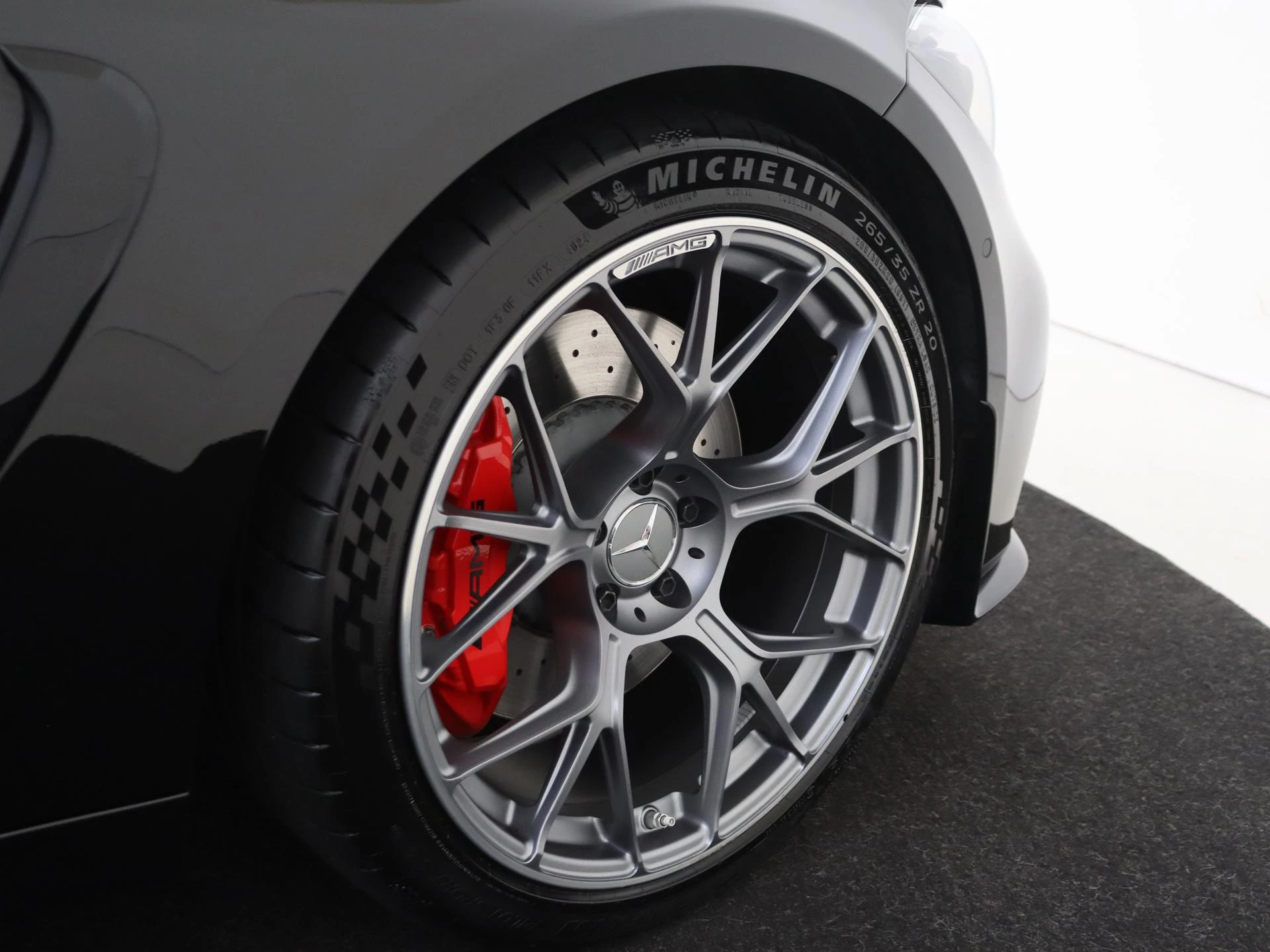 Mercedes-Benz-CLE-image-13