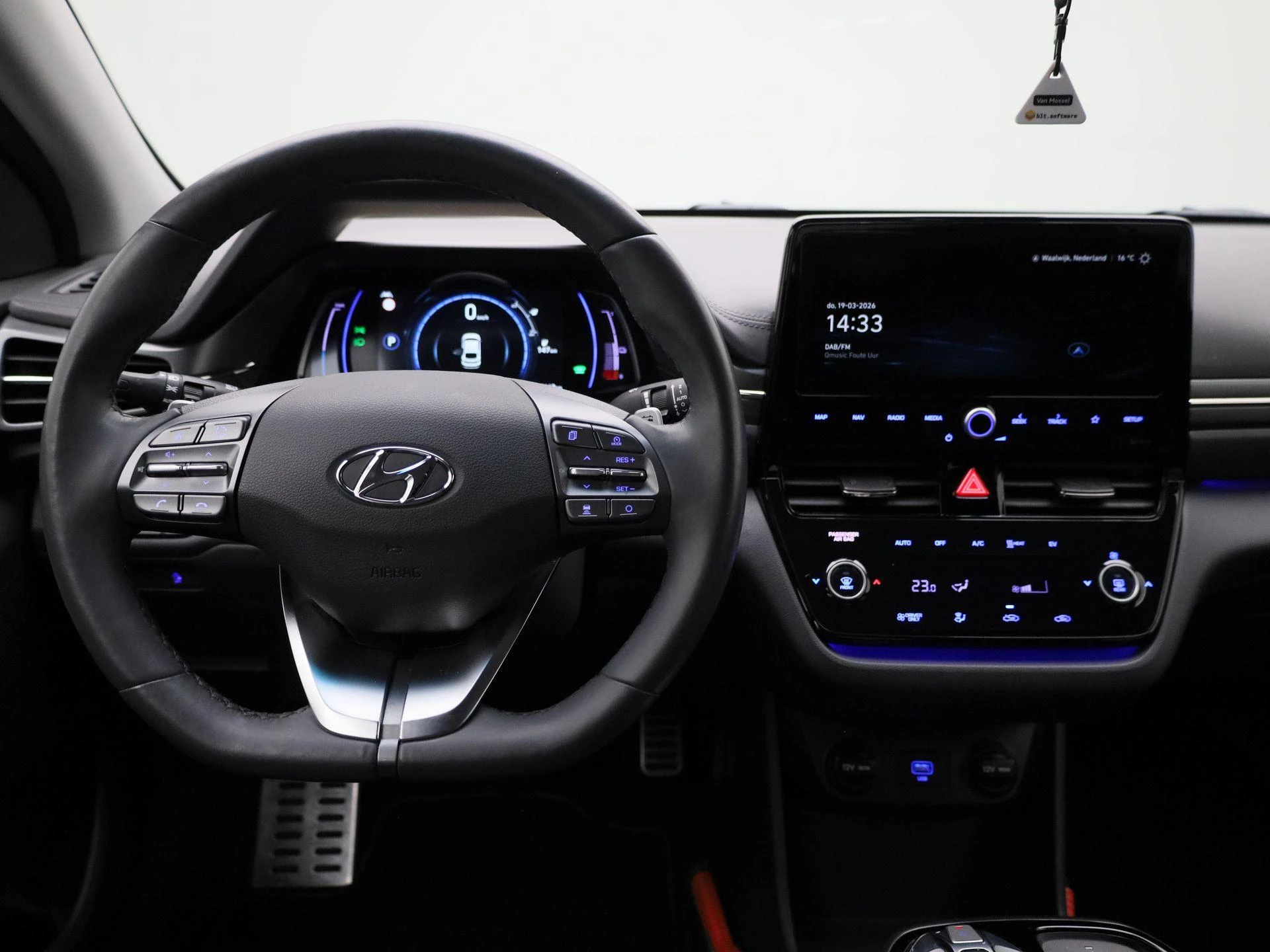 Hyundai-IONIQ-image-6