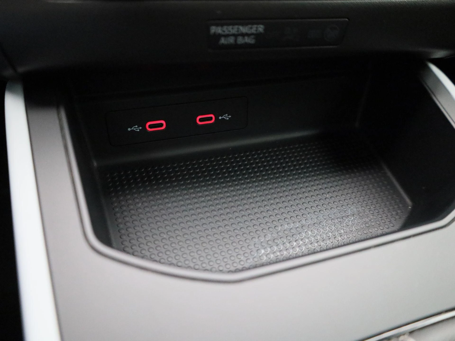 SEAT-Arona-image-22
