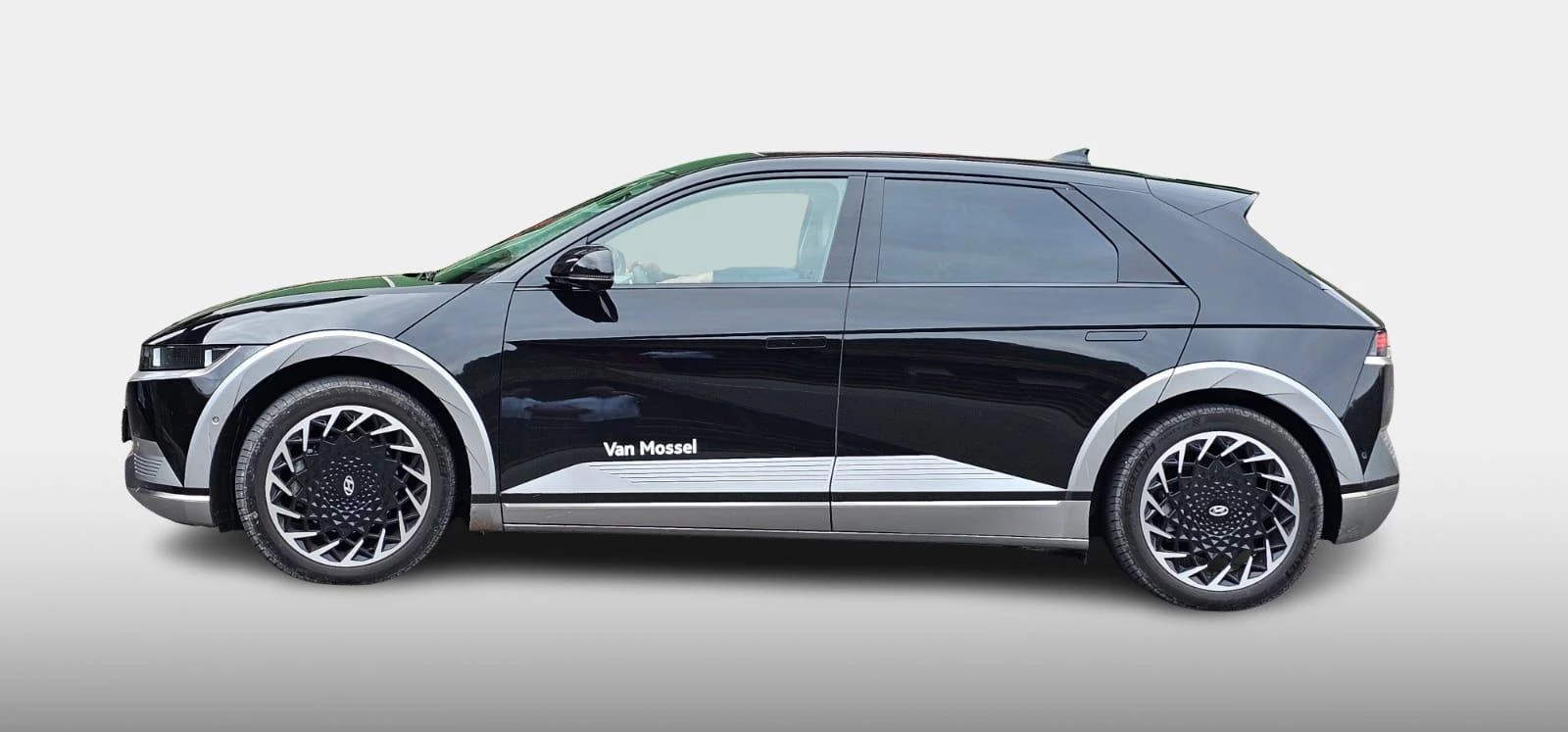 Hyundai-IONIQ 5-image-6
