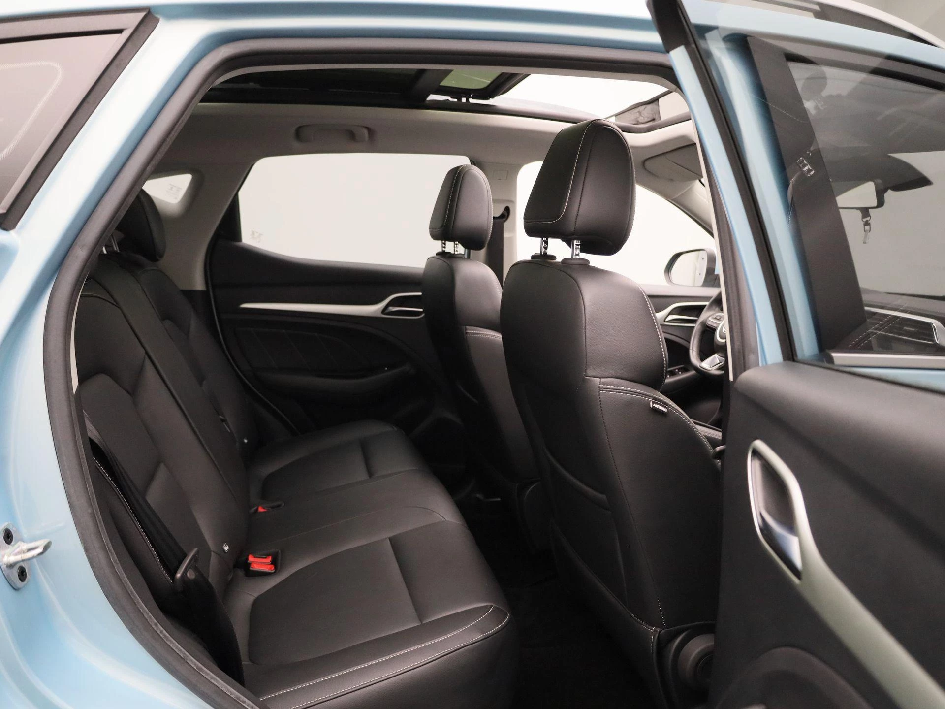 MG-ZS EV-image-35