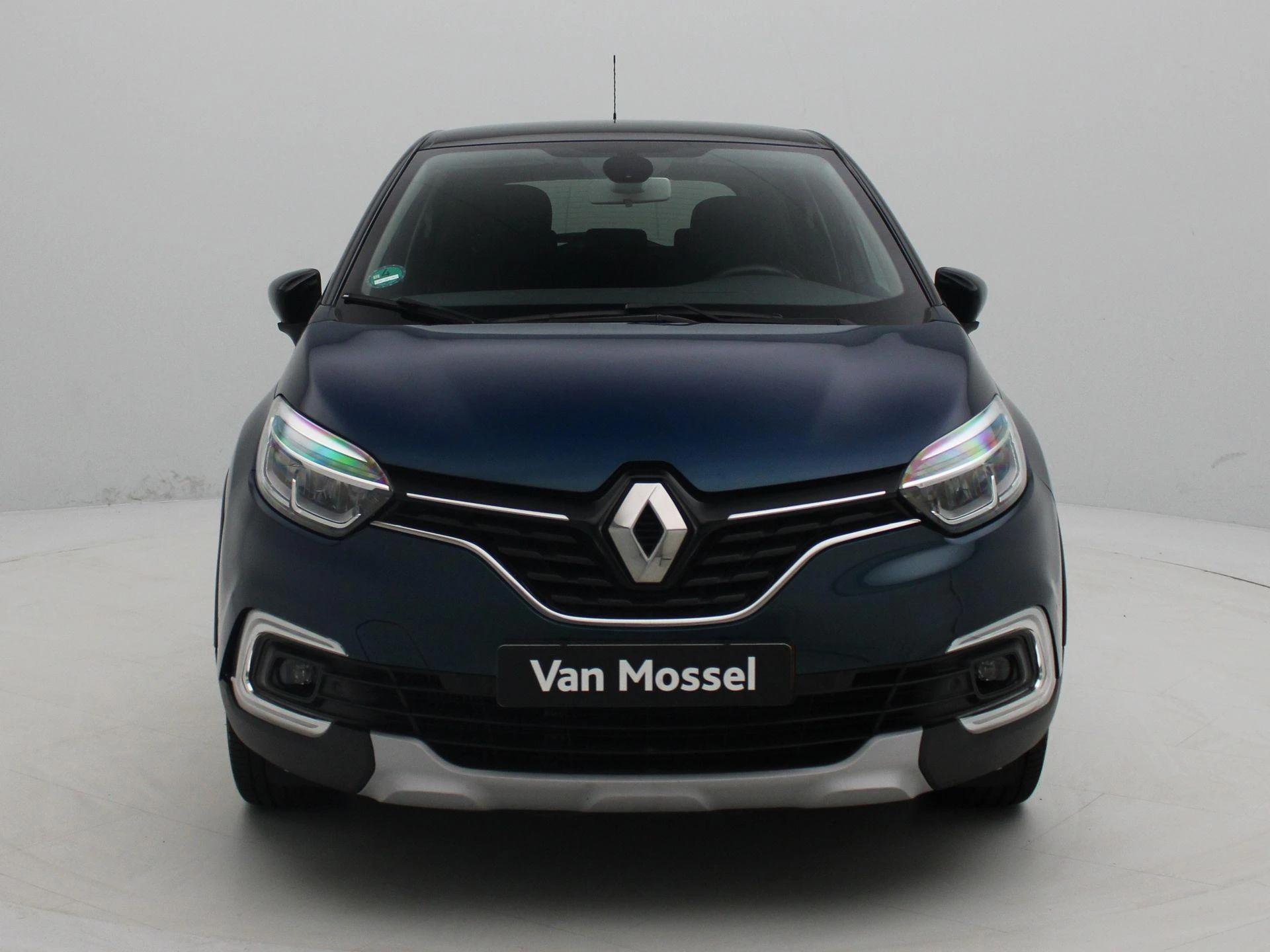 Renault-Captur-image-2