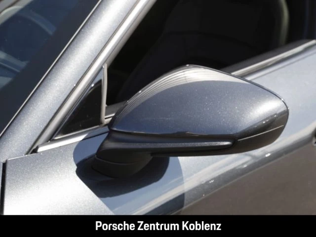 Porsche-Taycan-image-7