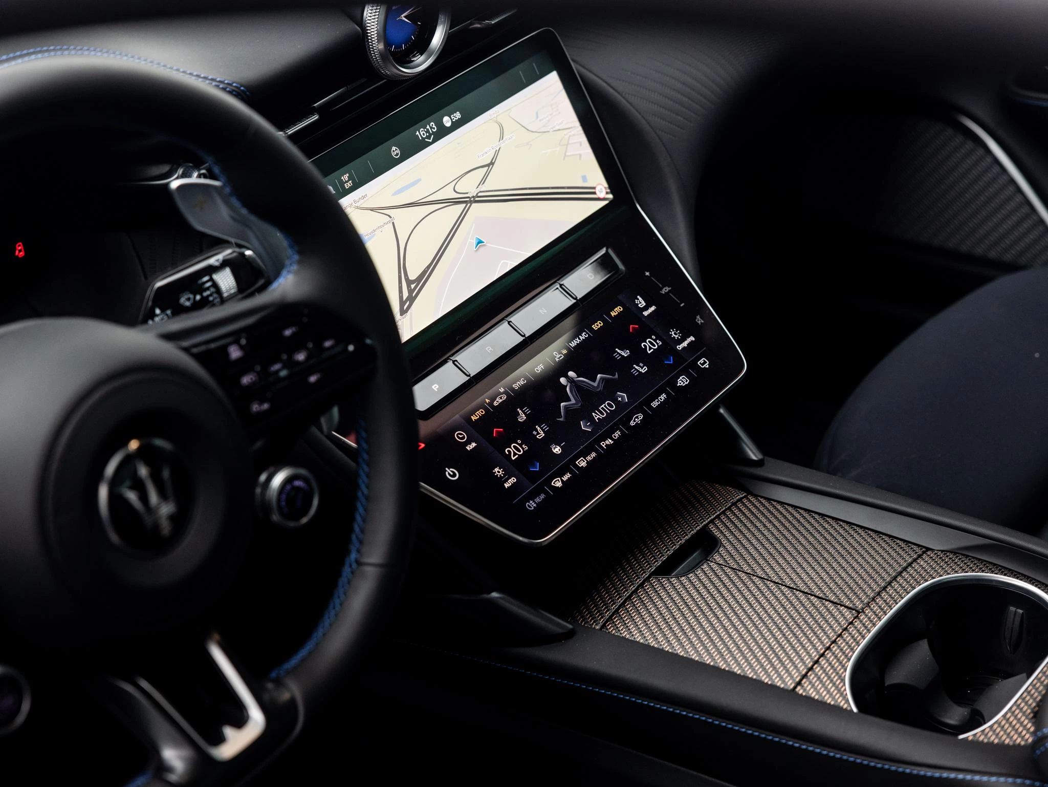 Maserati-GranTurismo-image-30