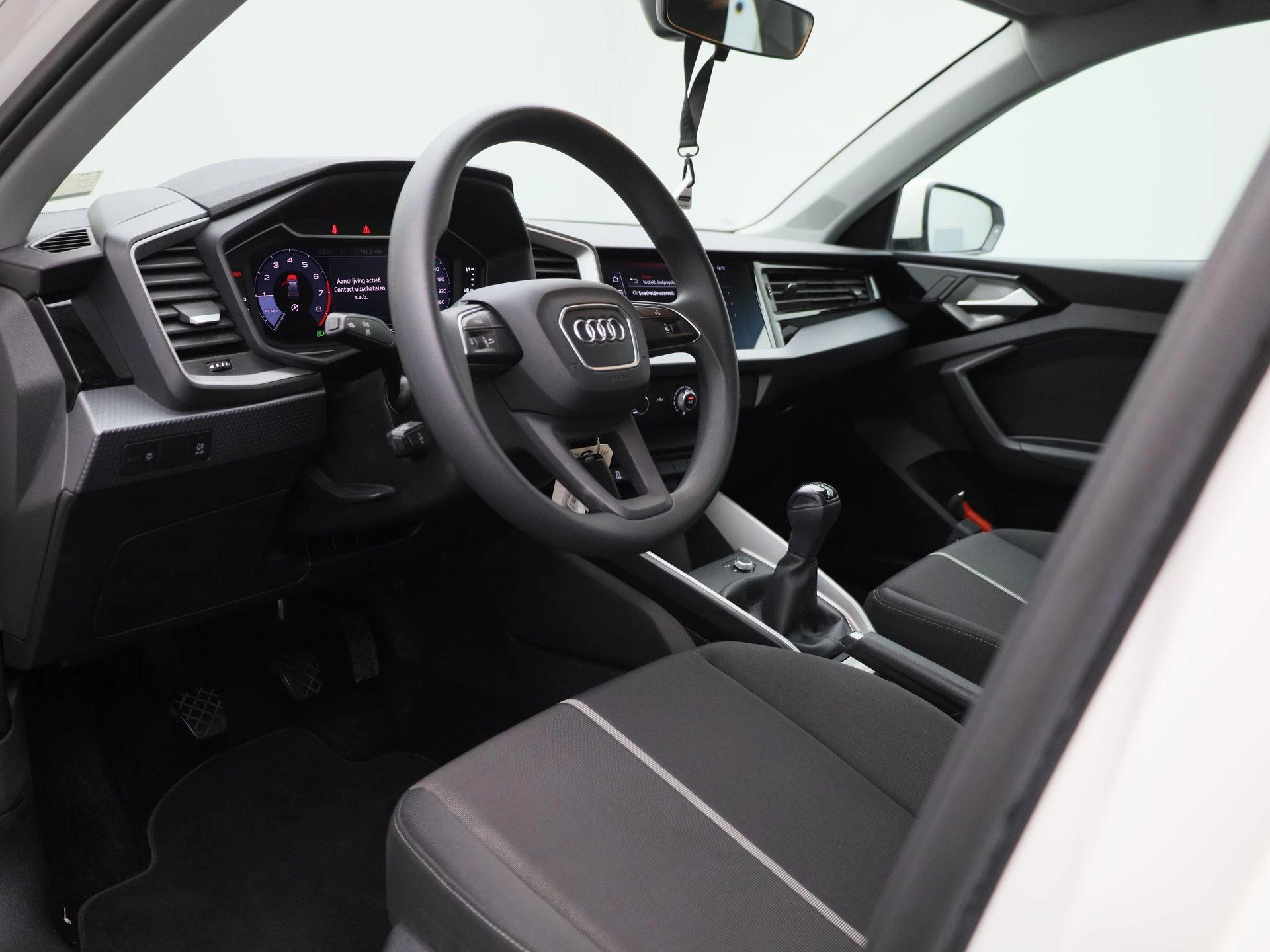 Audi-A1 Sportback-image-31