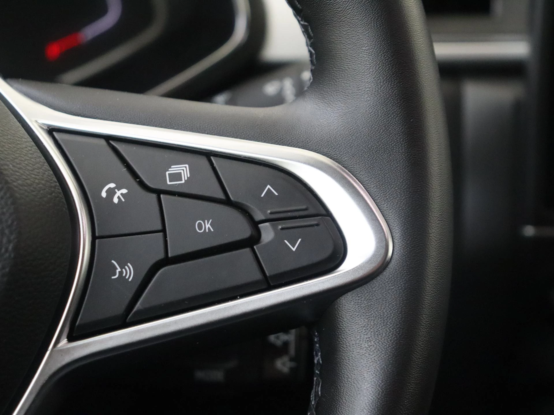 Renault-Captur-image-17