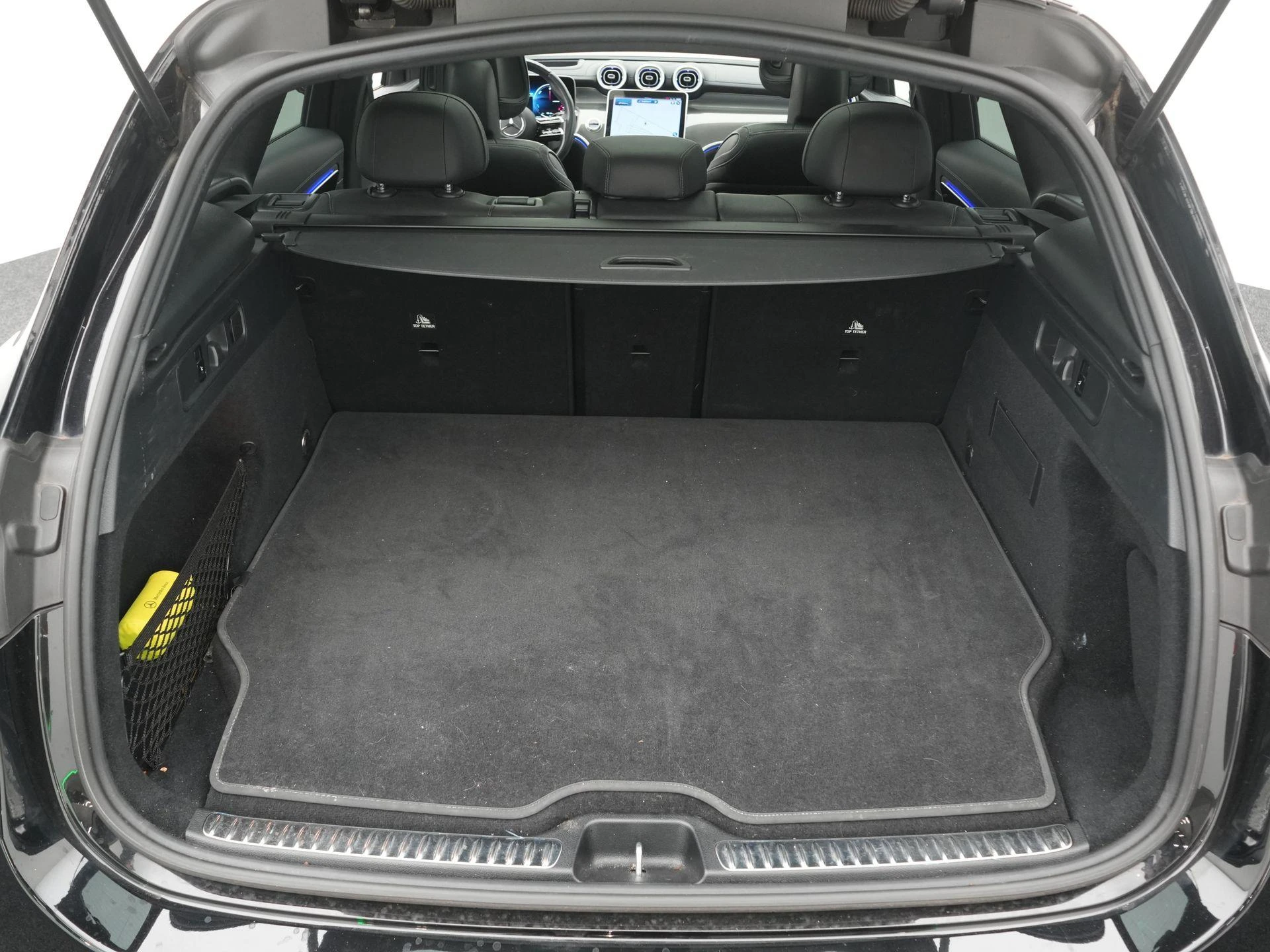Mercedes-Benz-GLC-image-44