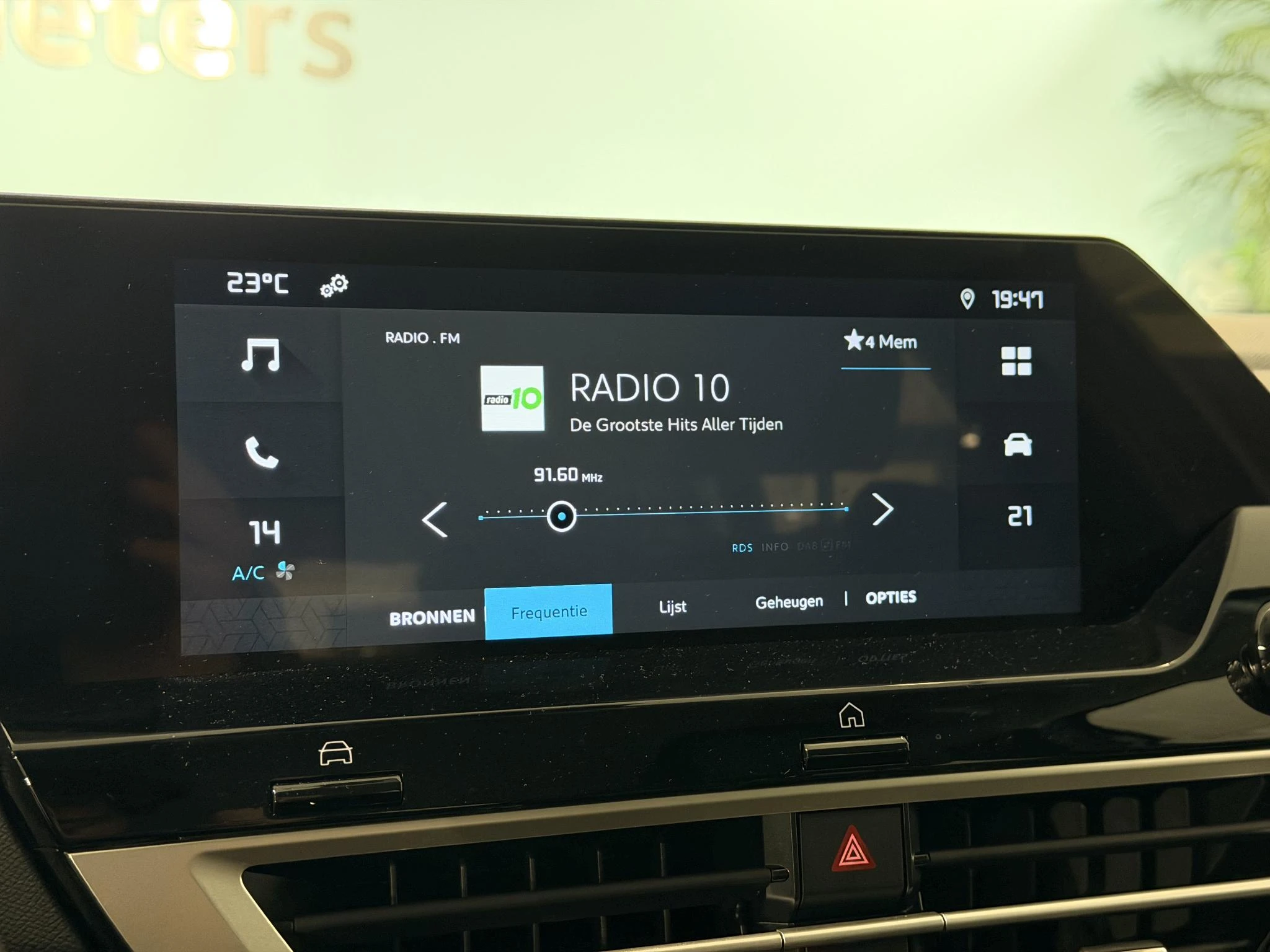 Citroën-ë-C4-image-18