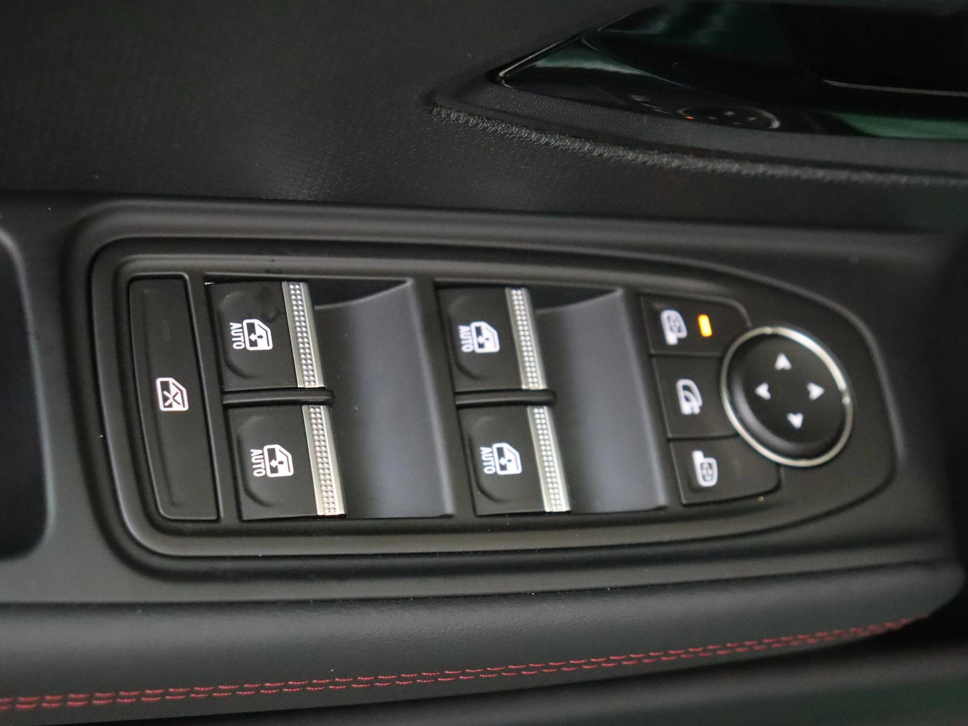 Renault-Clio-image-28