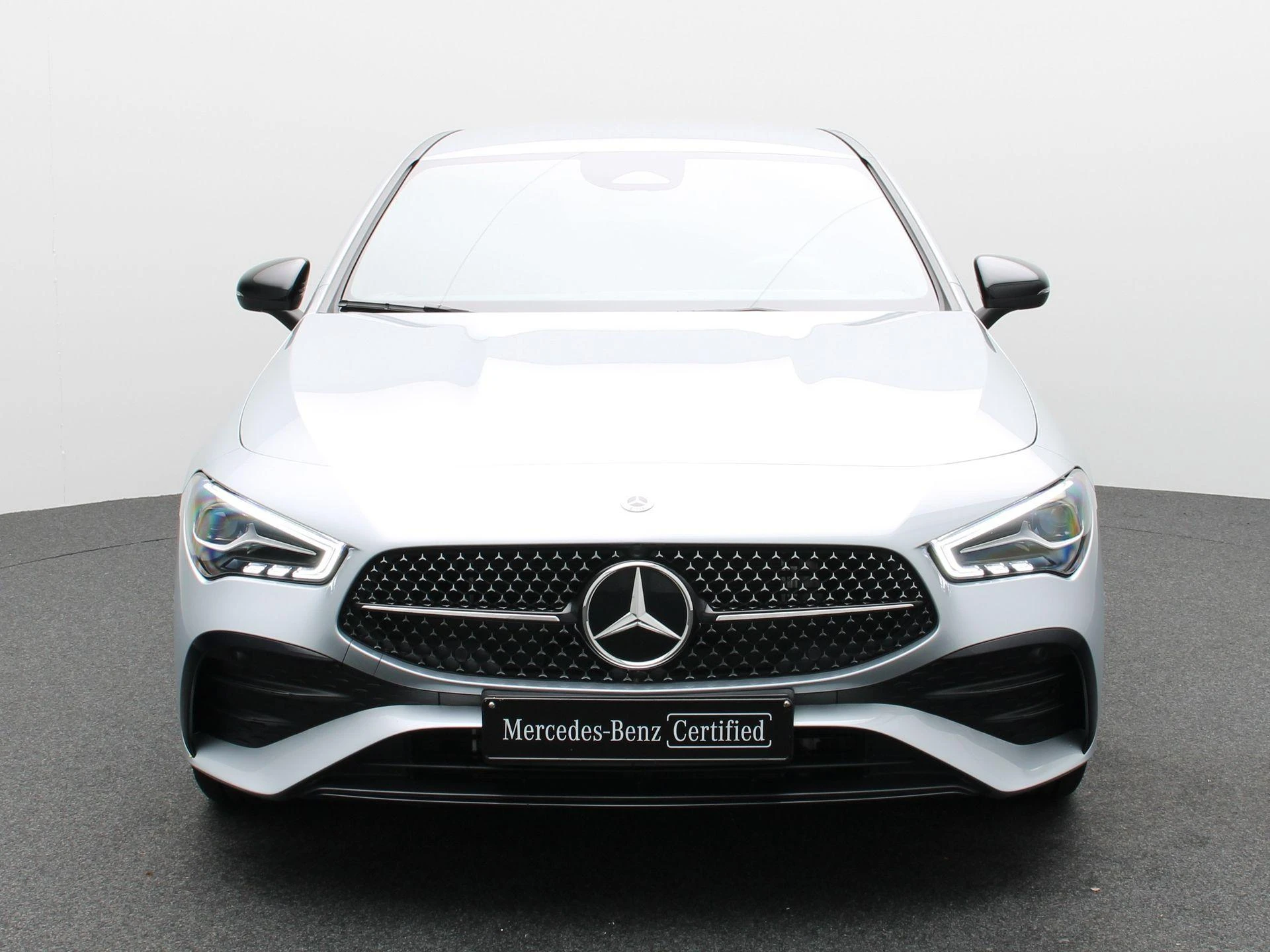 Mercedes-Benz-CLA-image-2