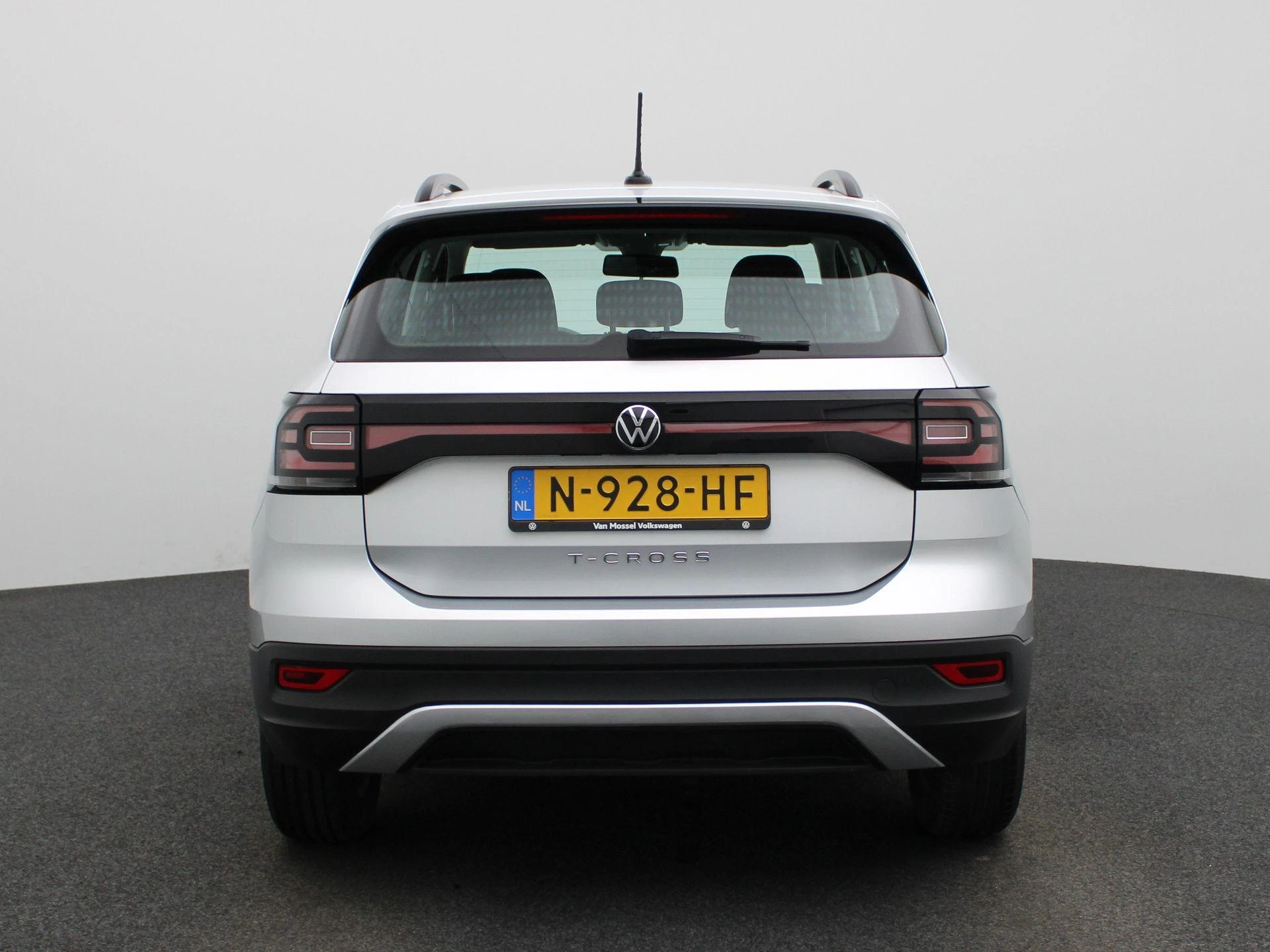 Volkswagen-T-Cross-image-4