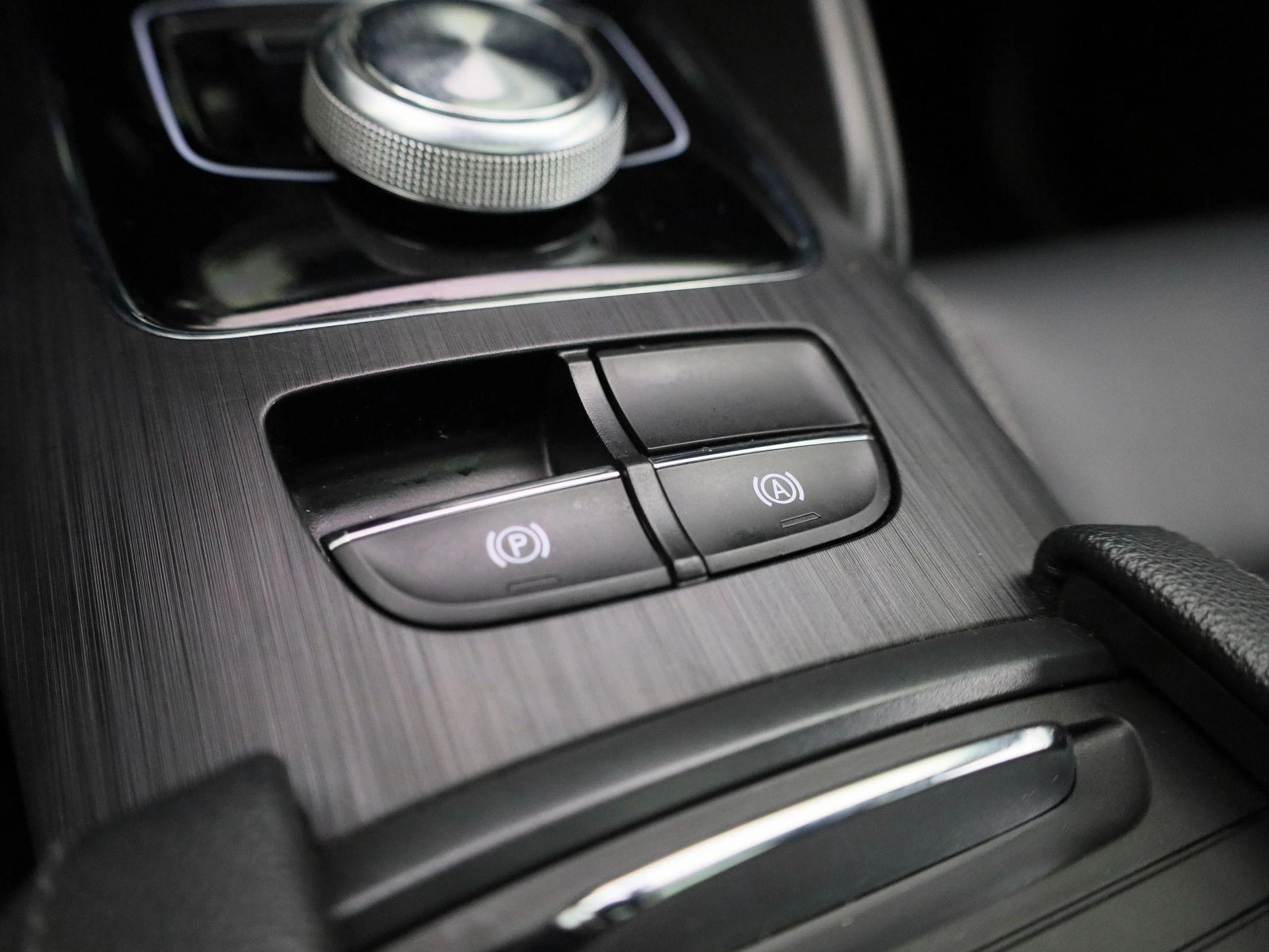 MG-ZS EV-image-26