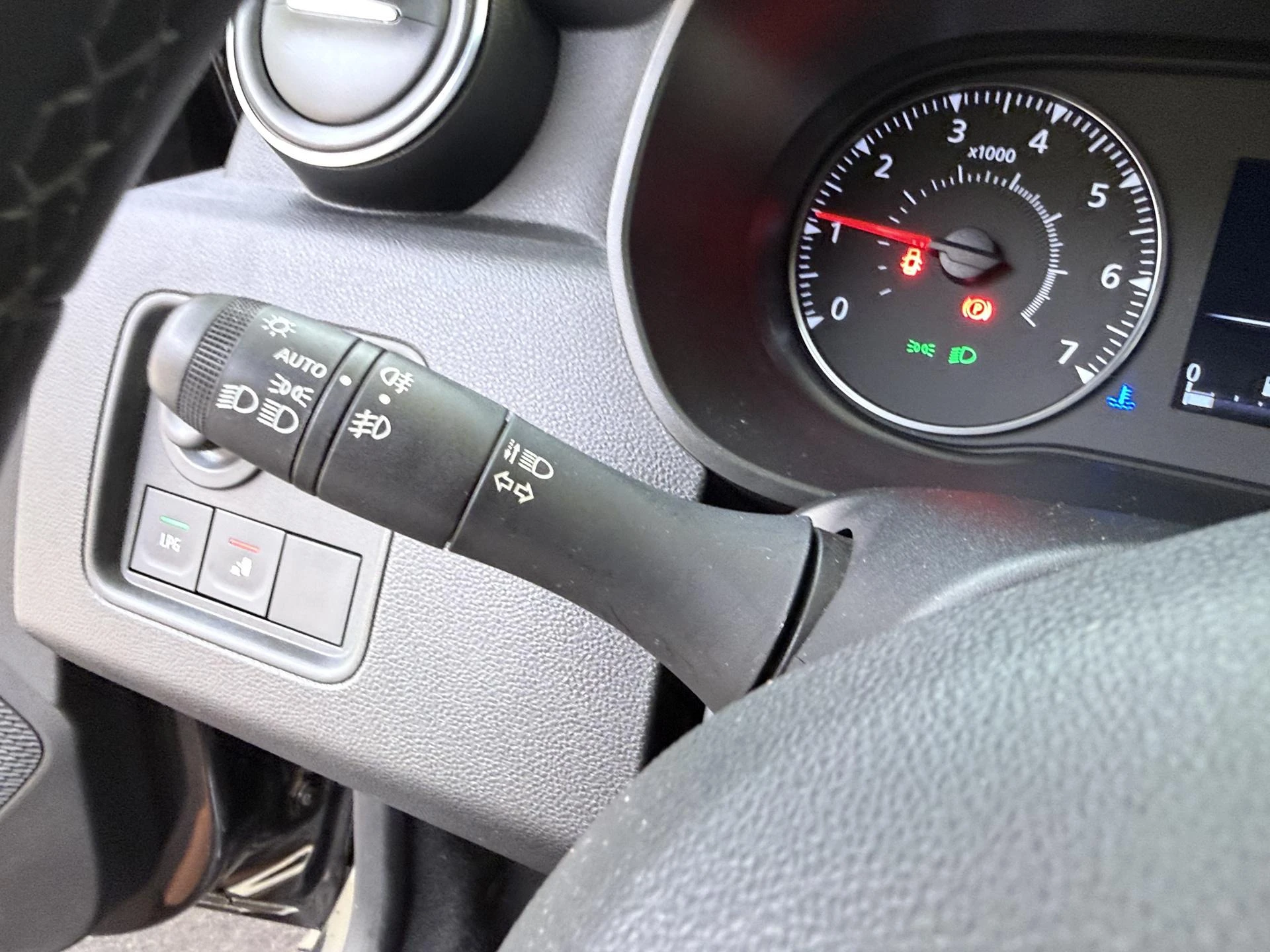 Dacia-Duster-image-25