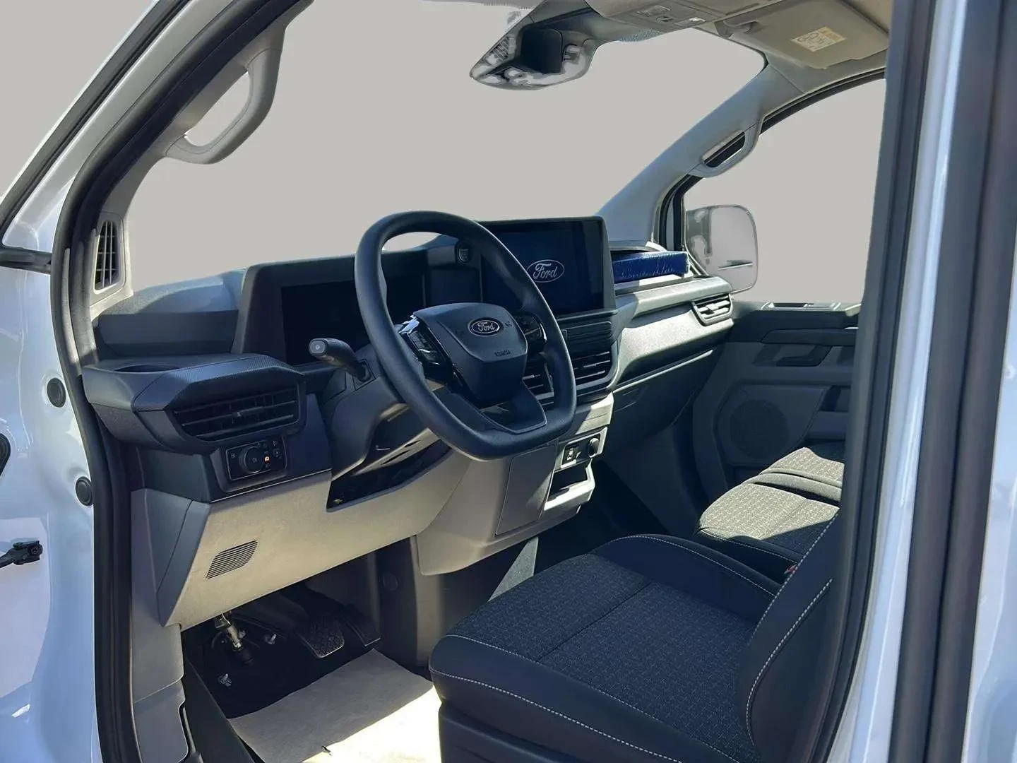 Ford Transit Custom 320 L1 PHEV Trend CVT