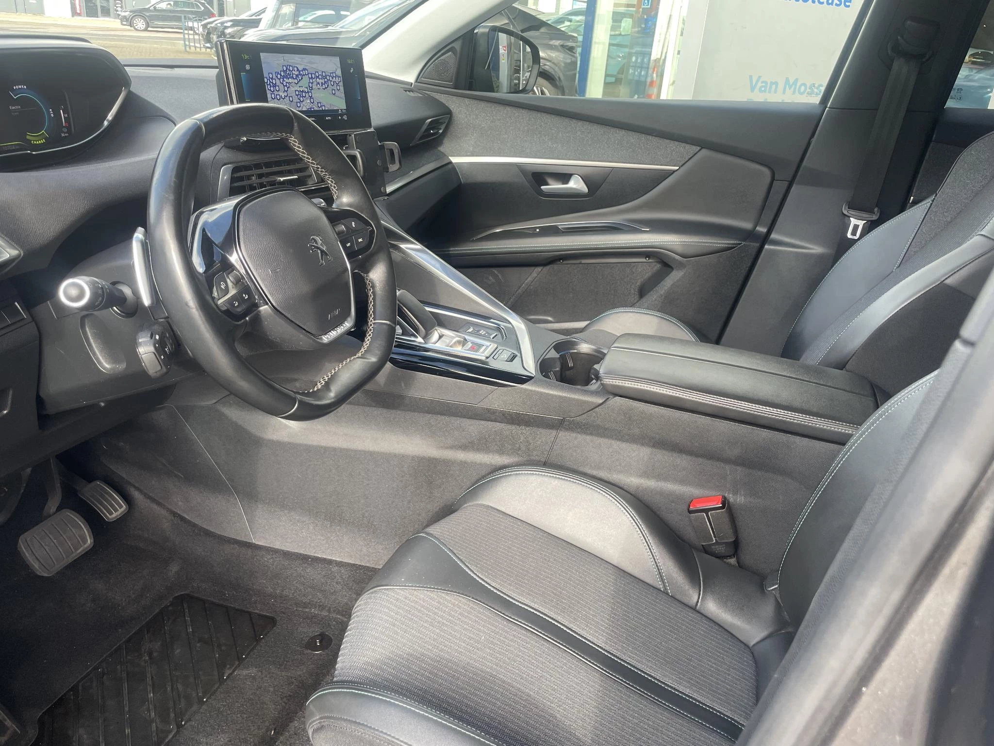 Peugeot-3008-image-12