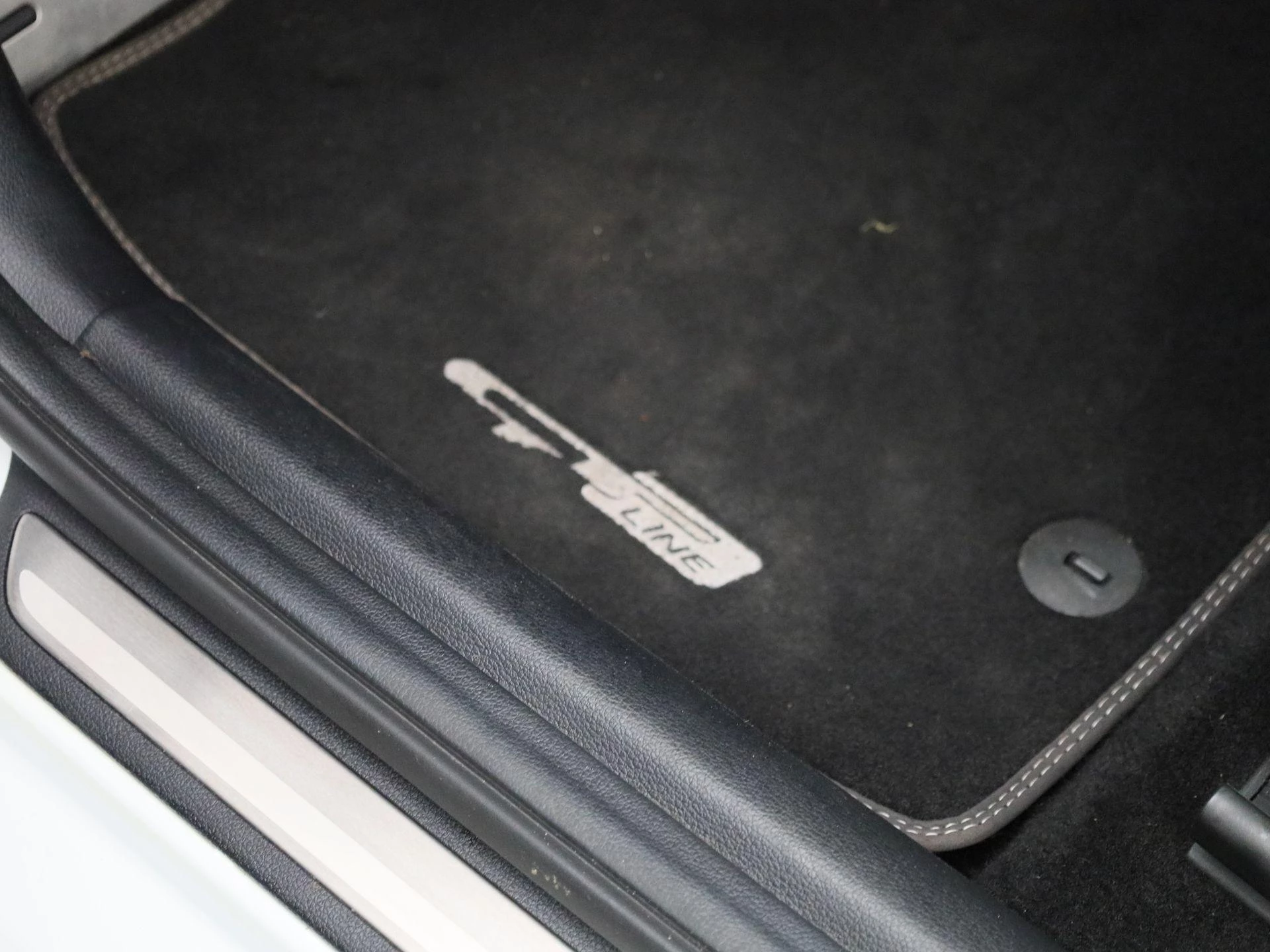 Kia-Ceed Sportswagon-image-32