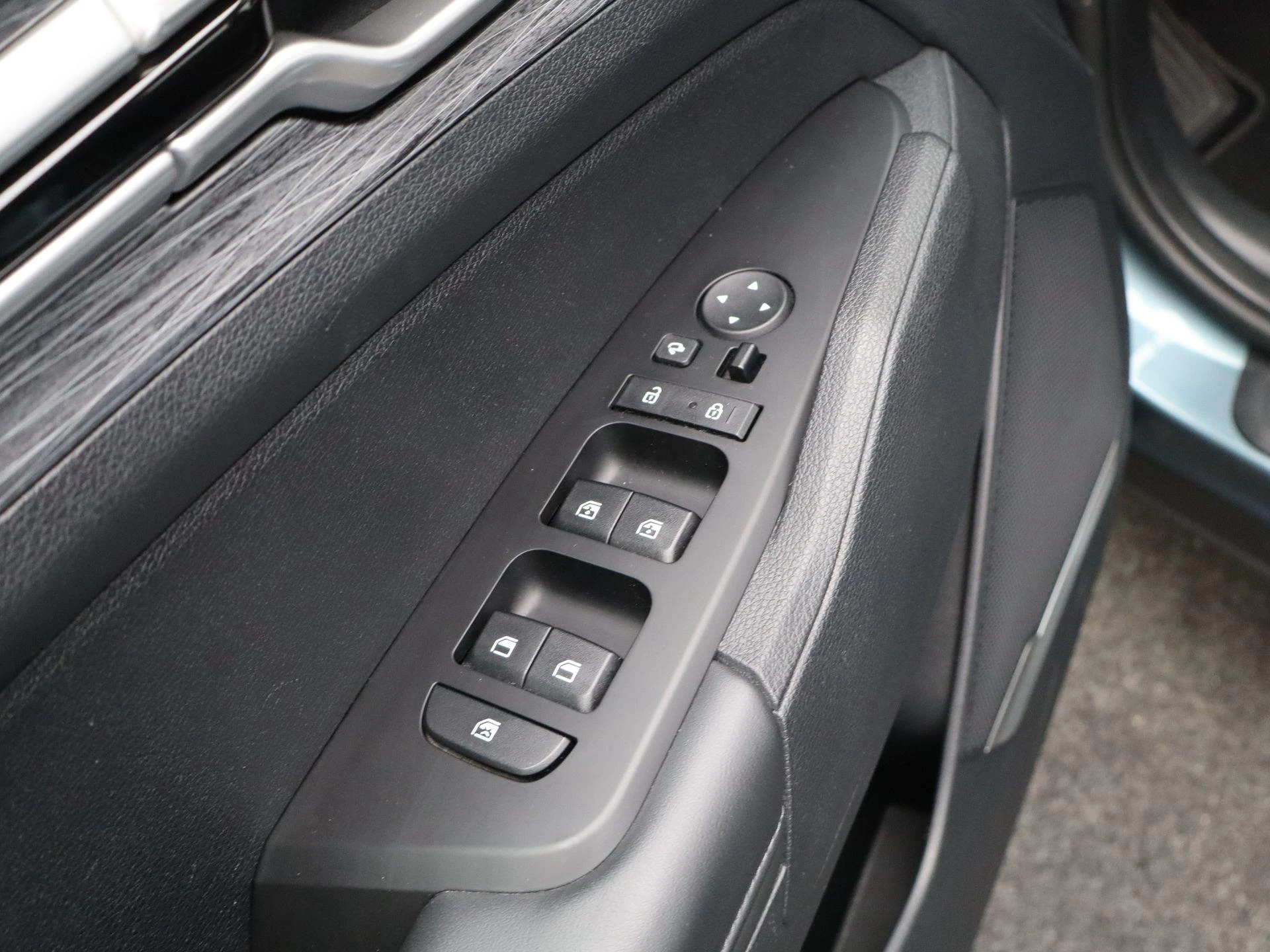 Kia-Sportage-image-25