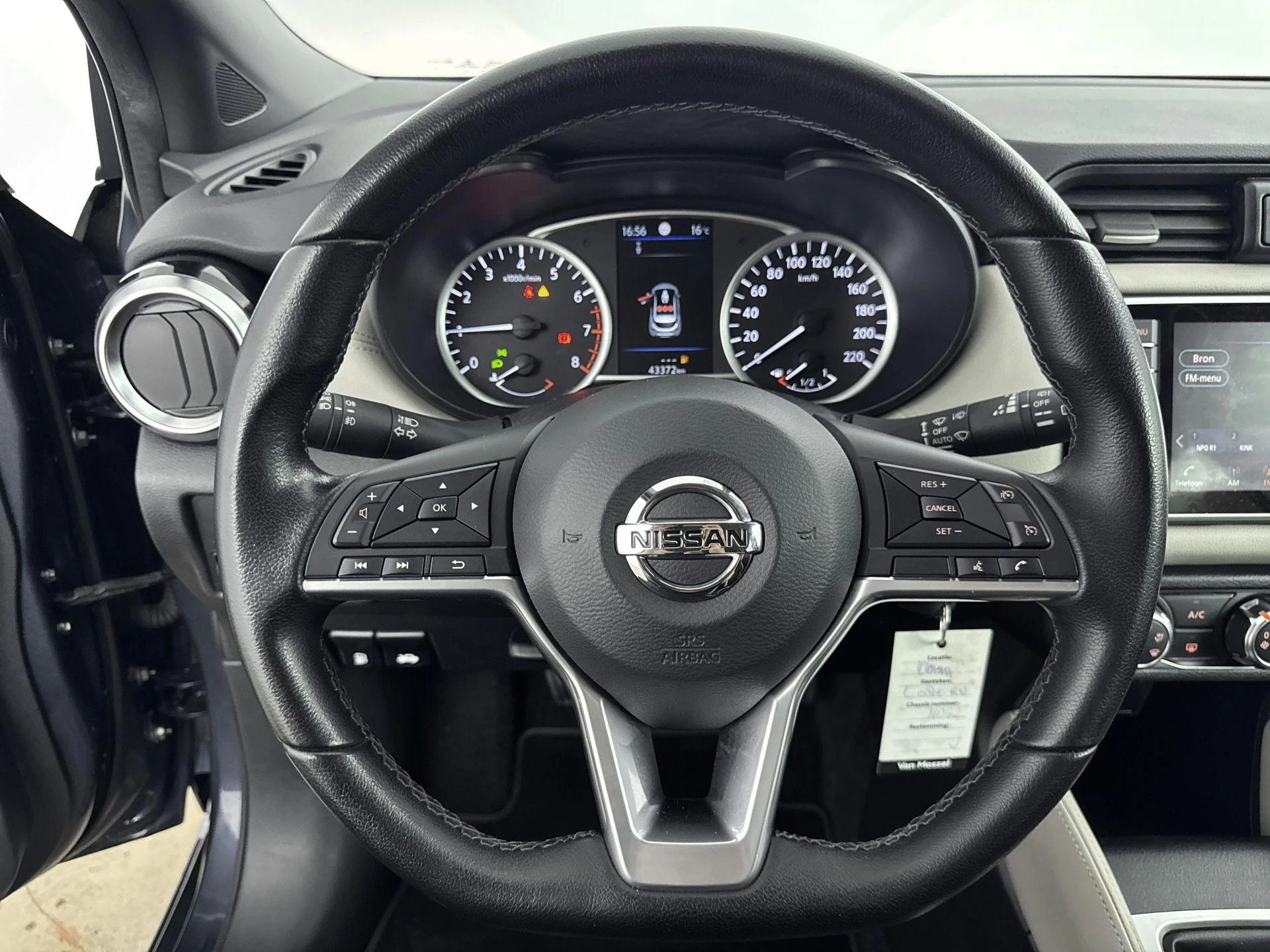 Nissan-Micra-image-13