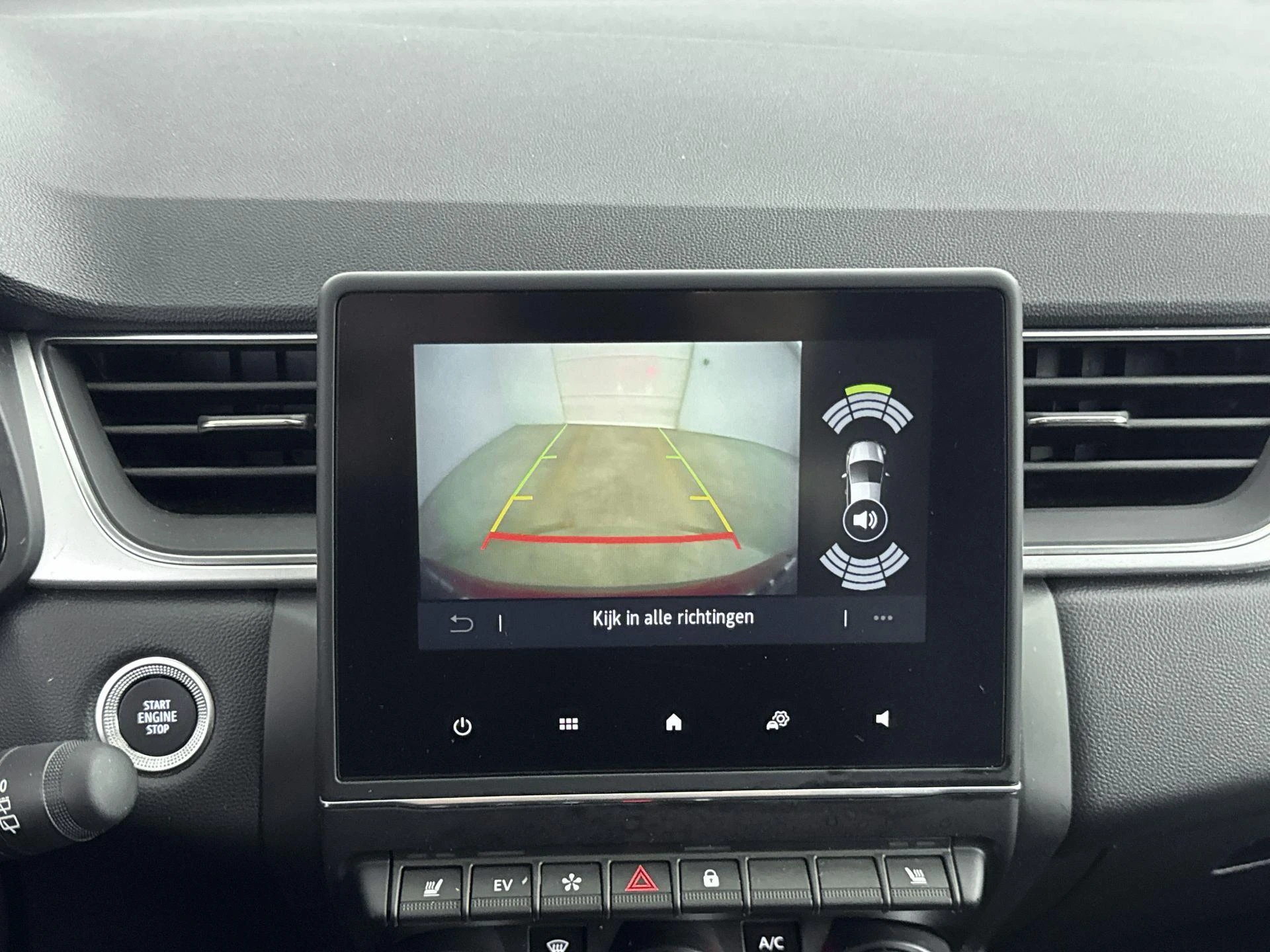 Renault-Captur-image-10