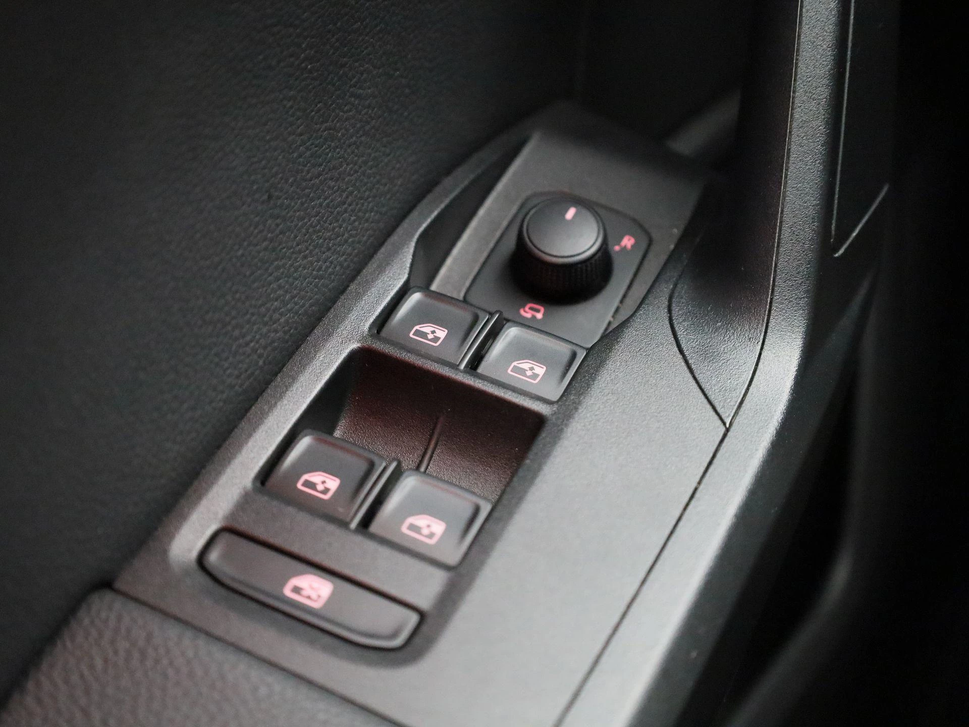 SEAT-Ibiza-image-30
