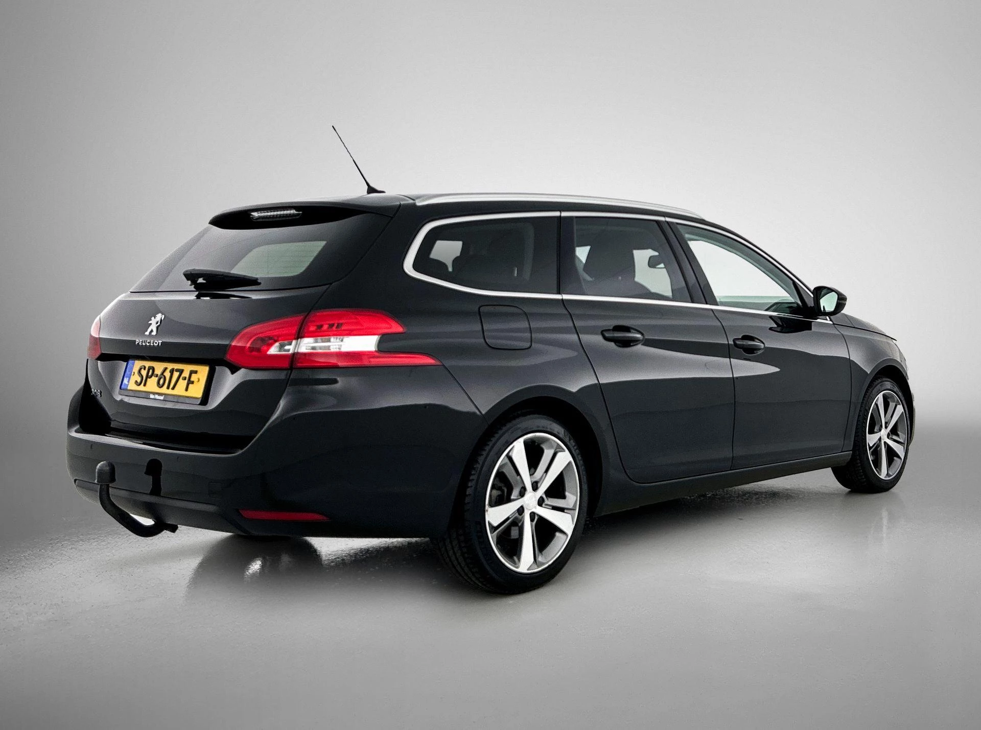 Peugeot 308 SW 1.2 PureTech Blue Lease Premium