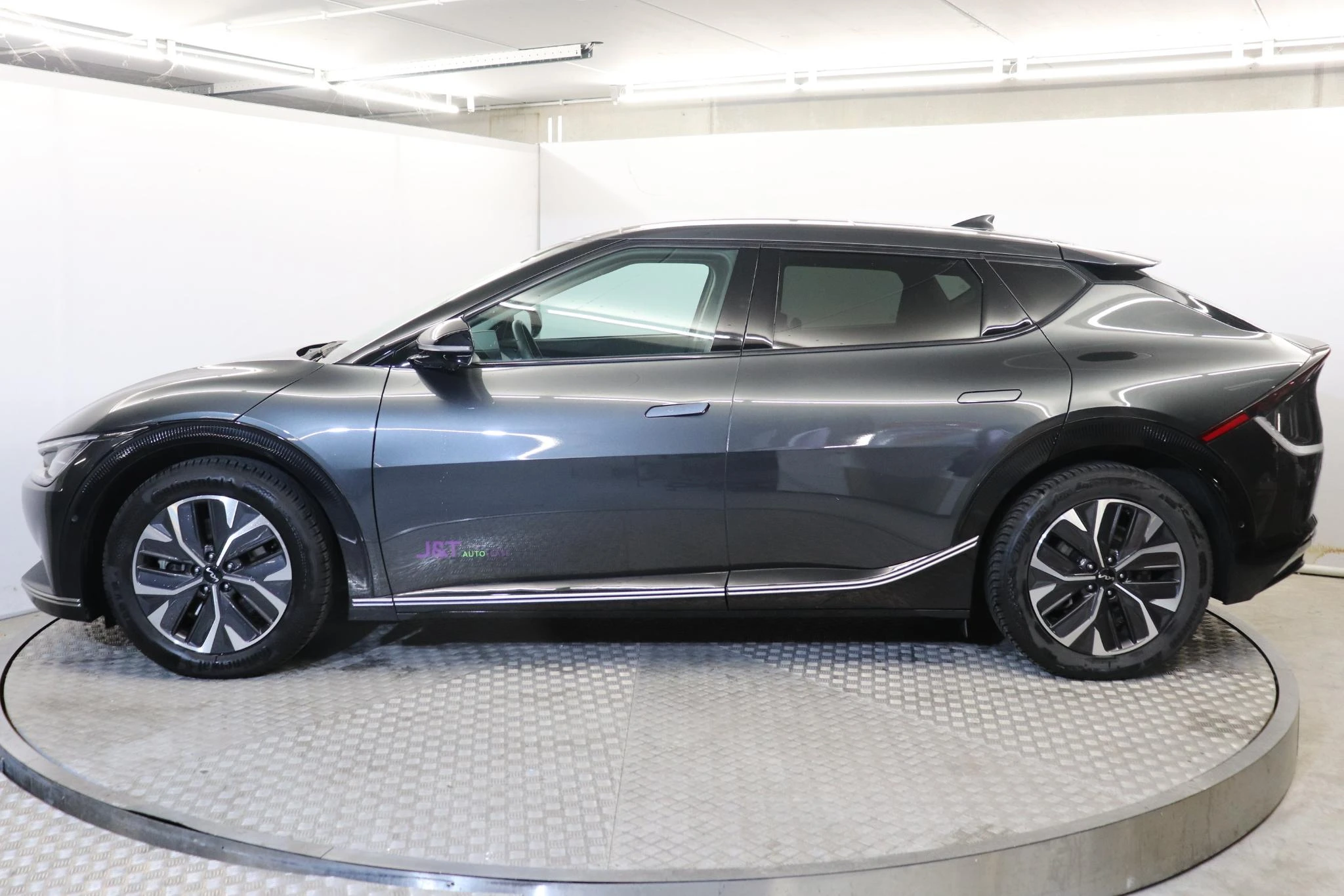 Kia EV6 BEV 77,4 kWH Earth