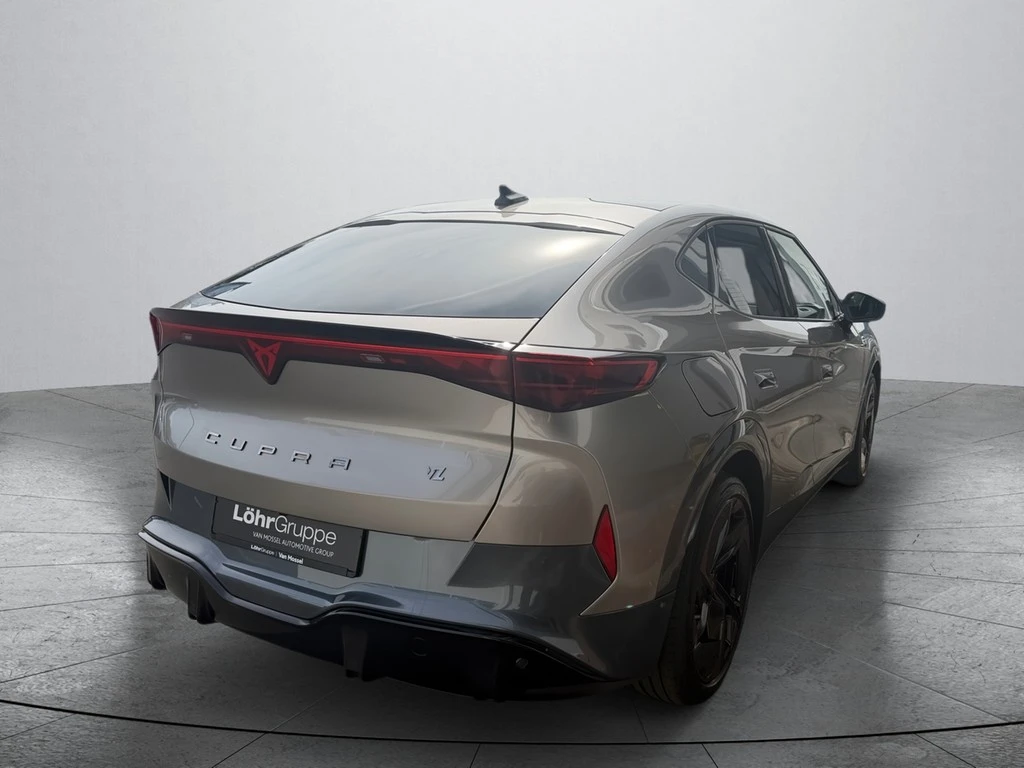 CUPRA-Tavascan-image-4
