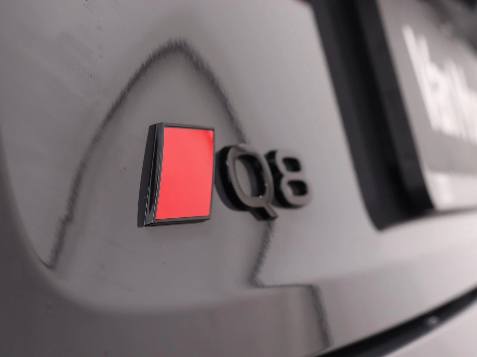 Audi-Q8 e-tron-image-31