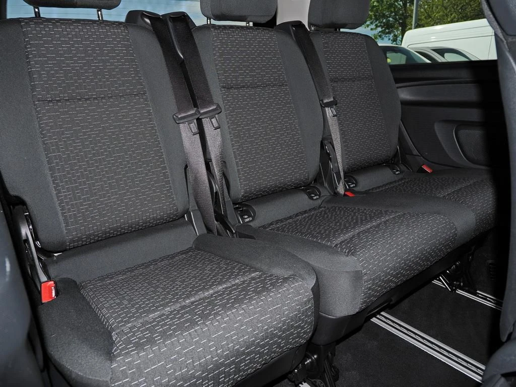 Mercedes-Benz-Vito 116-image-13