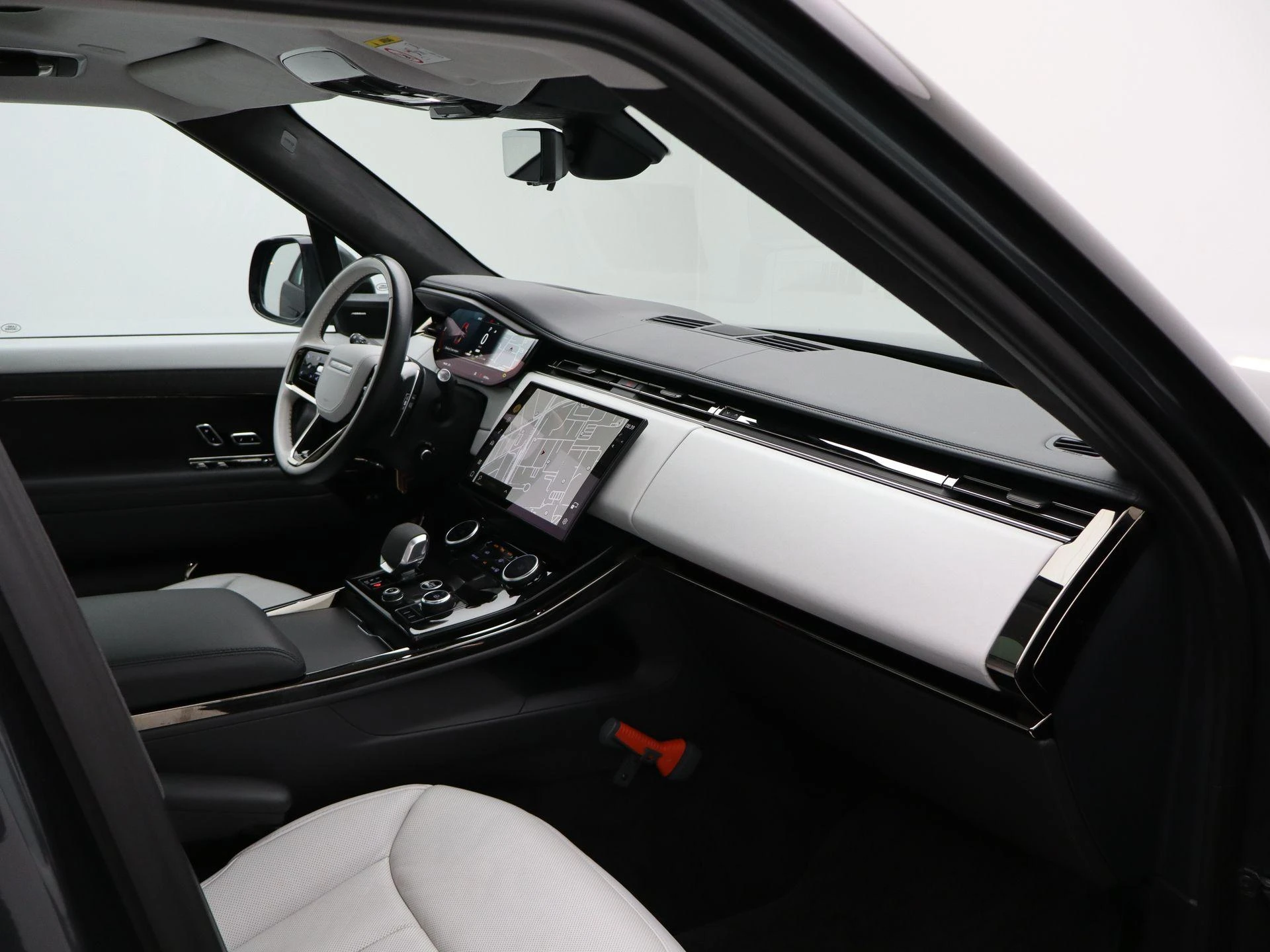 Land Rover-Range Rover Sport-image-40