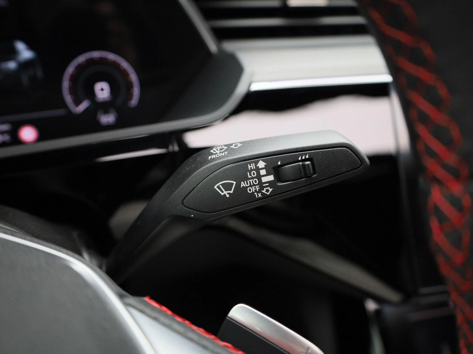 Audi-Q8 Sportback e-tron-image-19