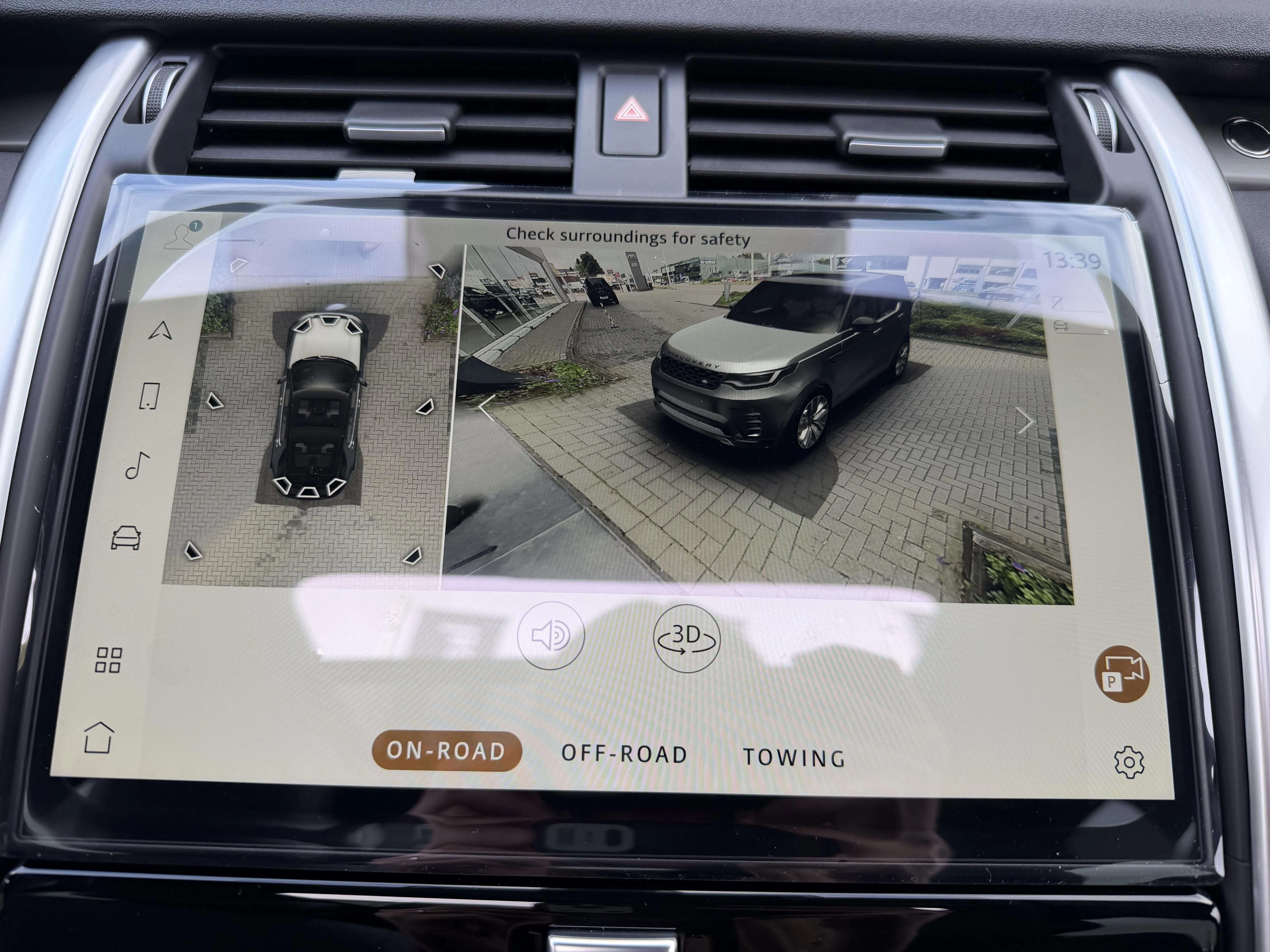Land Rover-Discovery-image-23