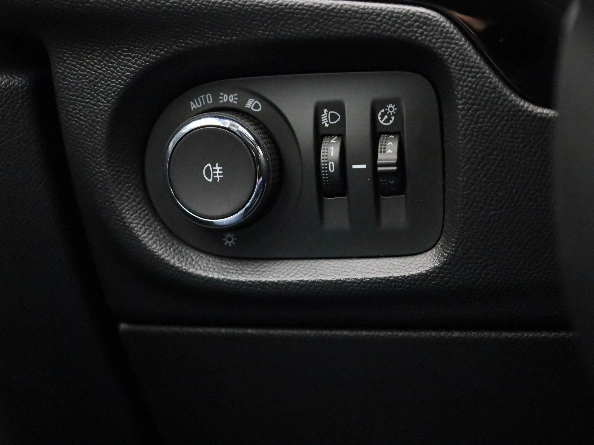 Opel-Corsa-image-19