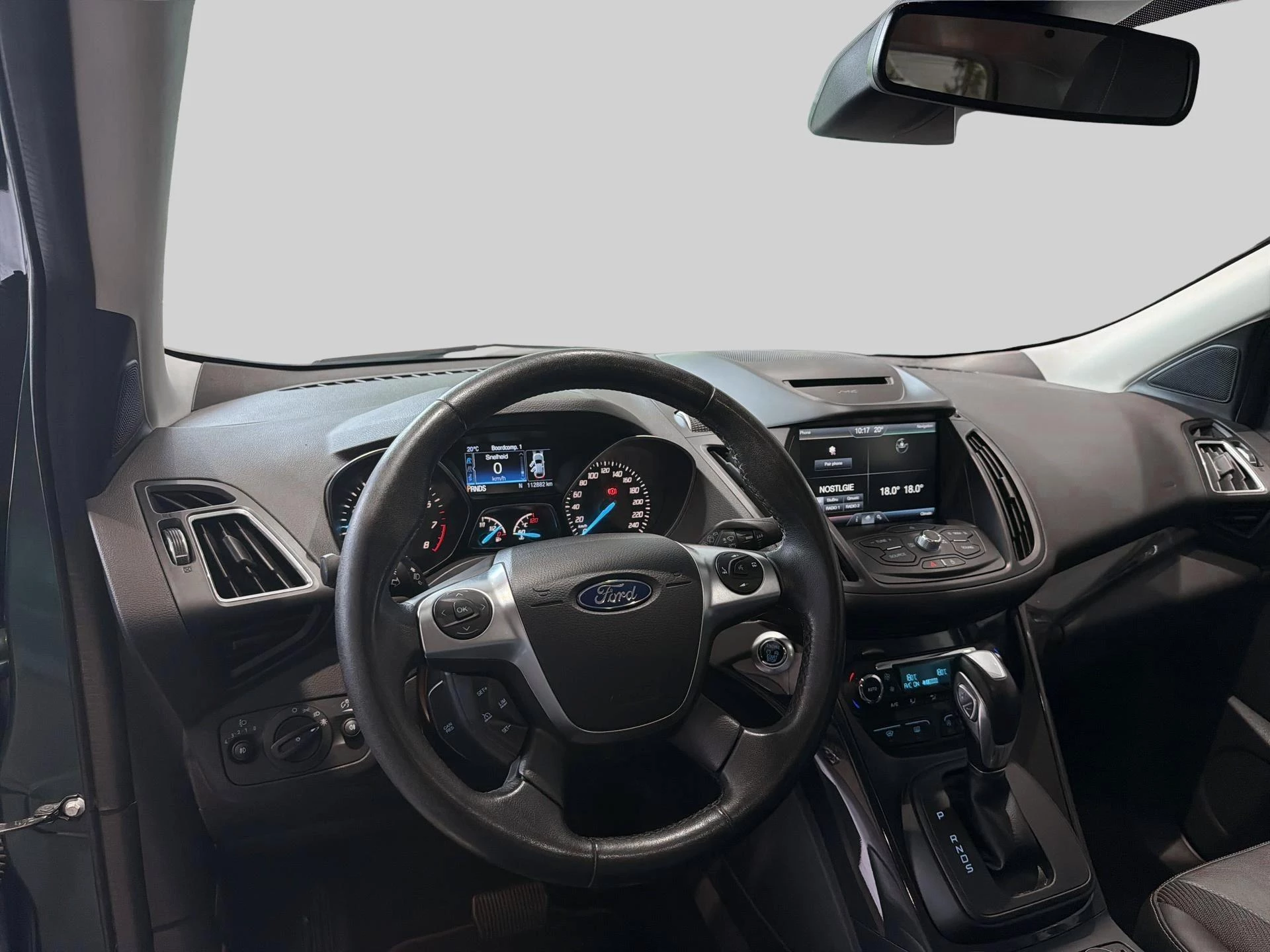 Ford Kuga 4x4 - PDC - Titanium - Unieke kleur