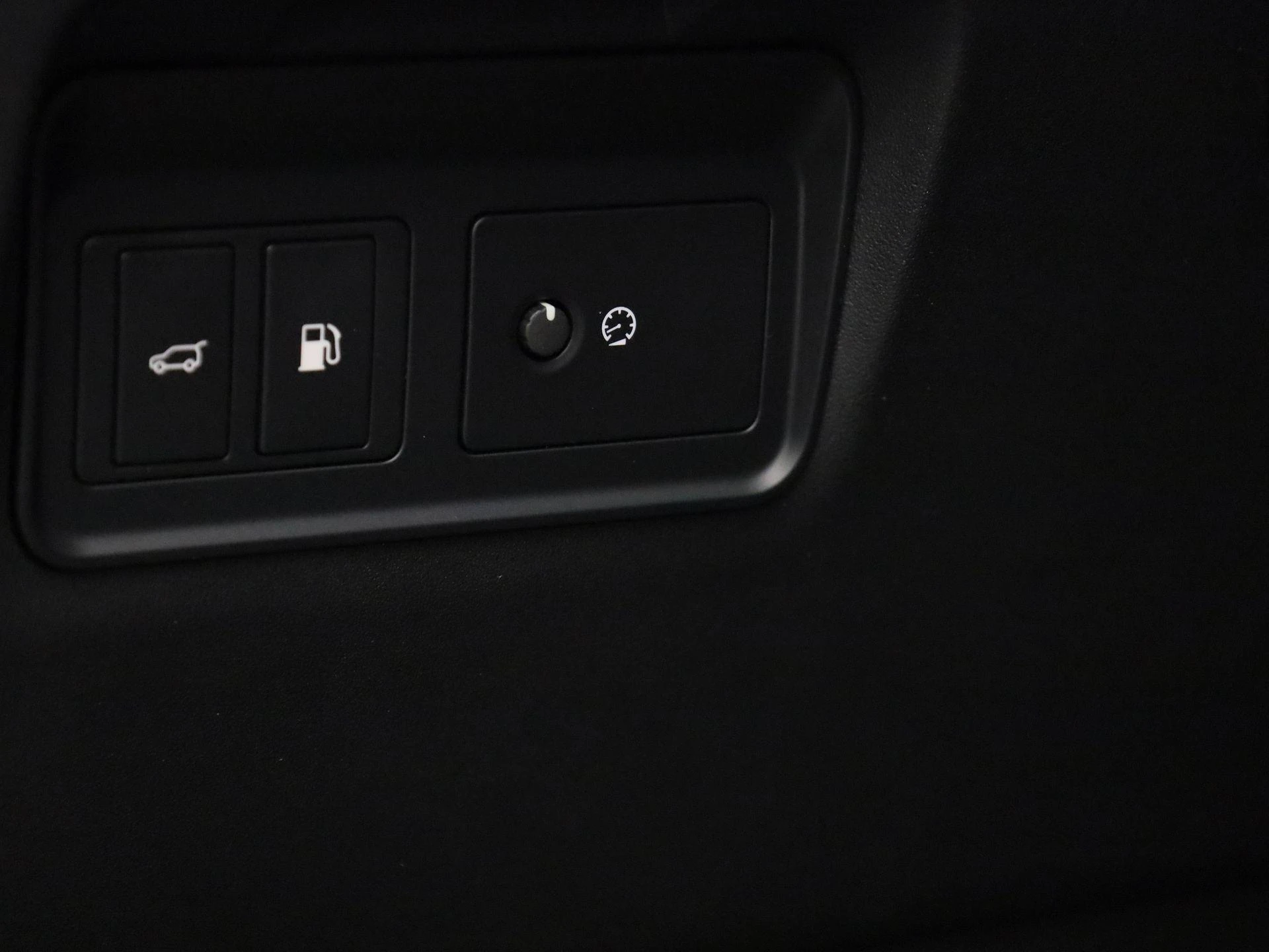 Land Rover-Range Rover Evoque-image-37