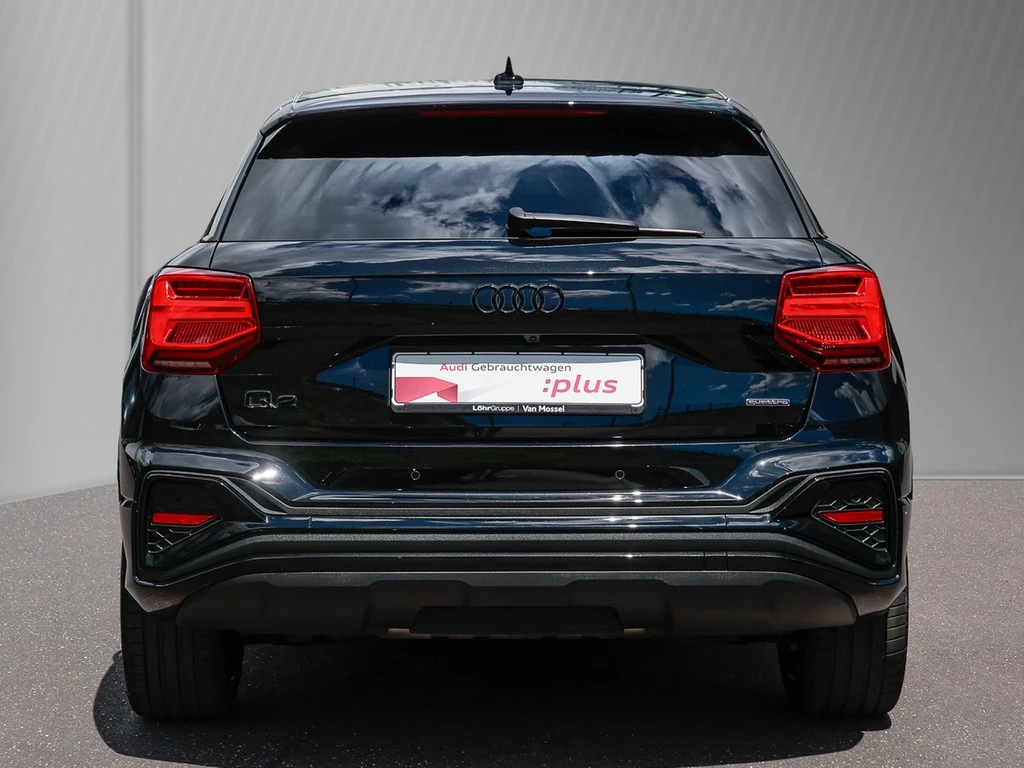 Audi Q2 40 TFSI quattro S line Kamera GRA PDC+