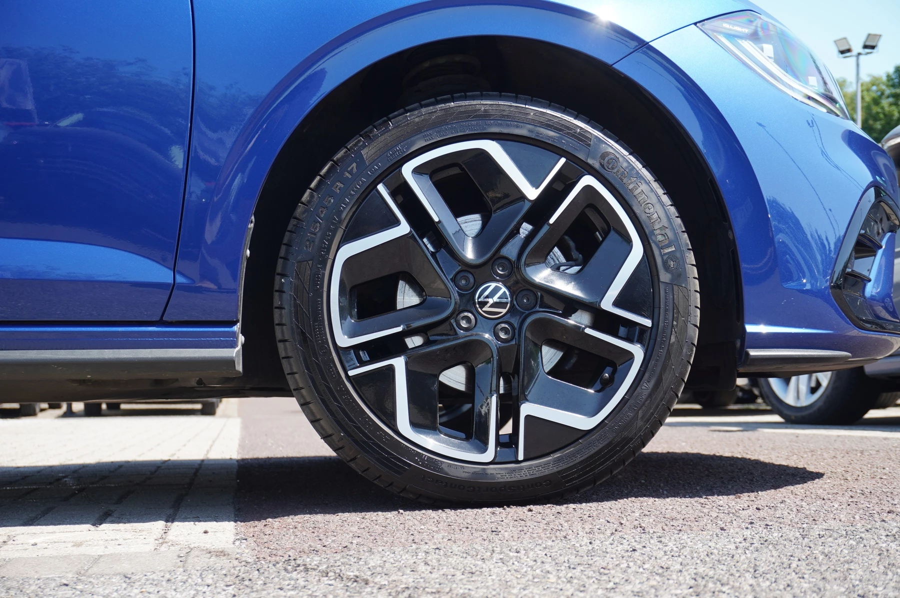 Volkswagen-Polo-image-19