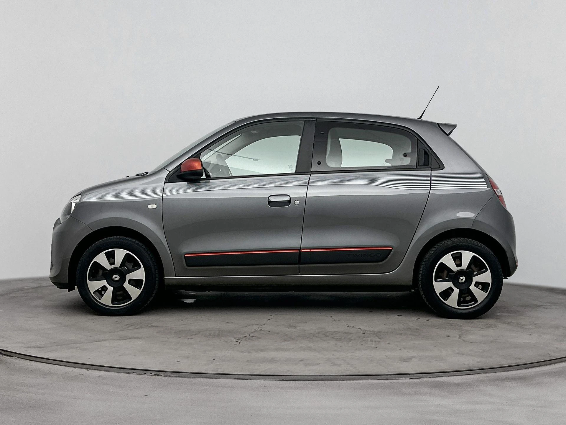 Renault-Twingo-image-1