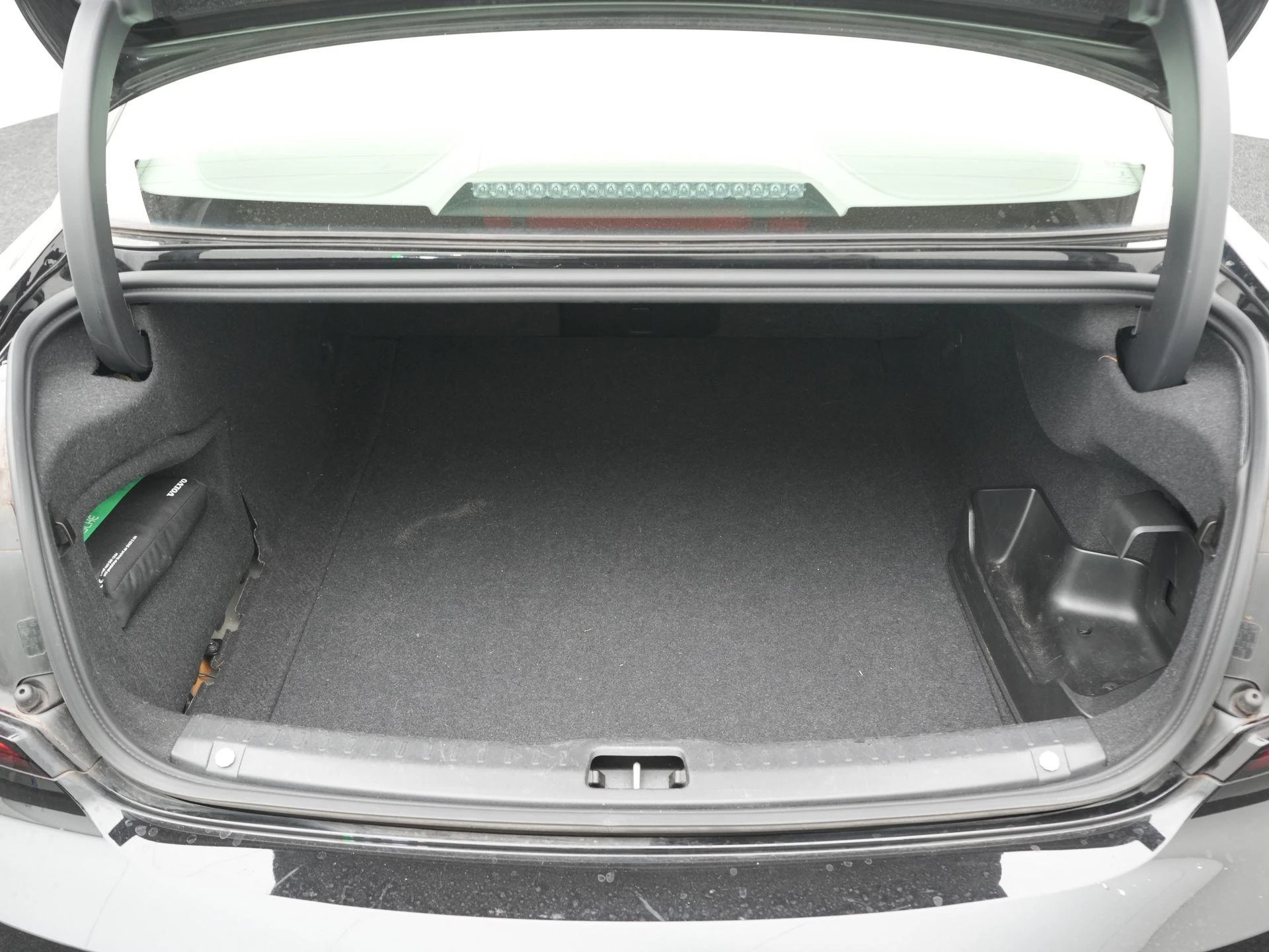 Volvo-S90-image-38