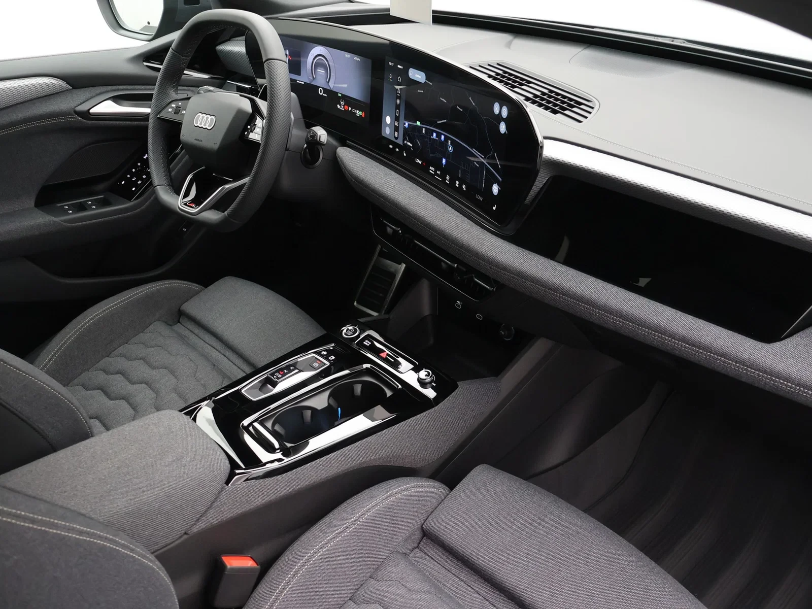Audi-A6 Avant e-tron-image-2