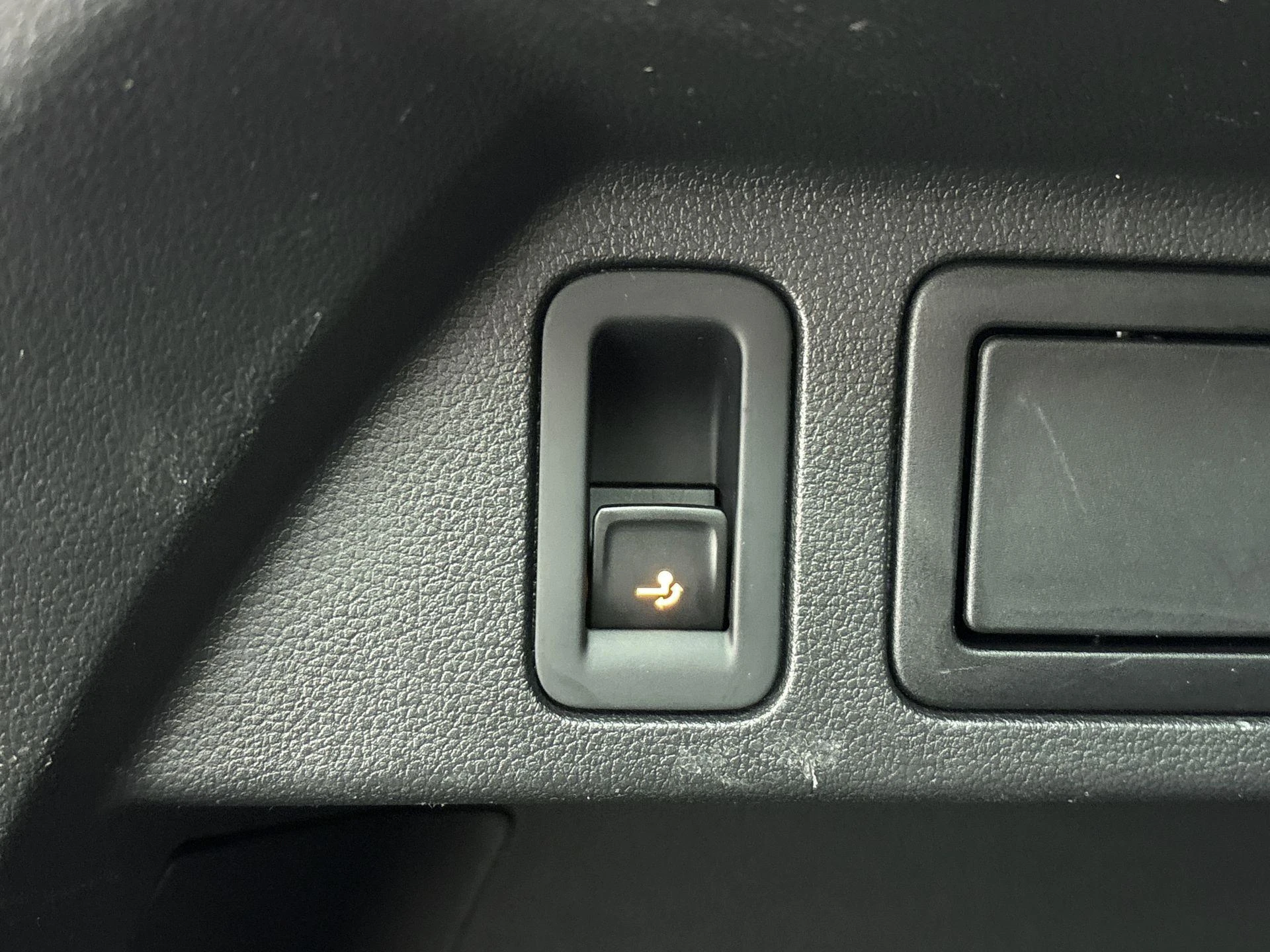 Volkswagen-Tiguan-image-8