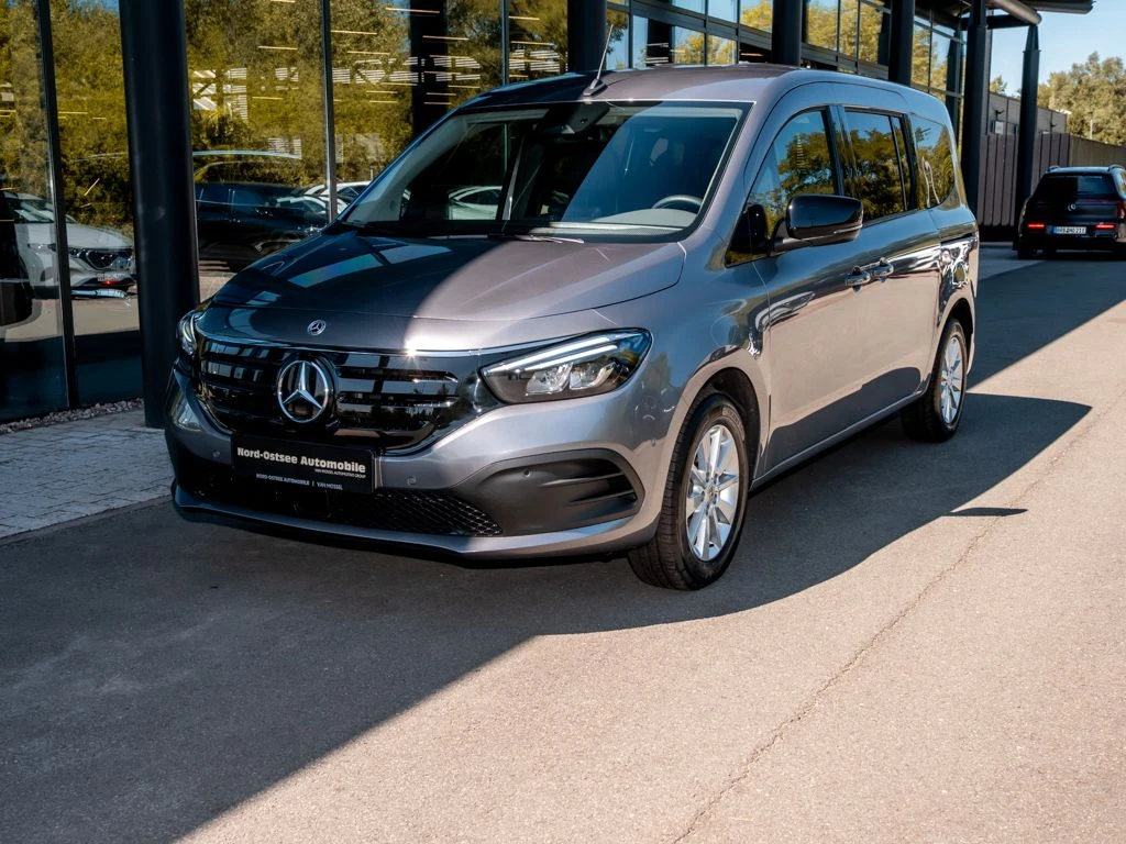 Mercedes-Benz-EQT 200-image-6