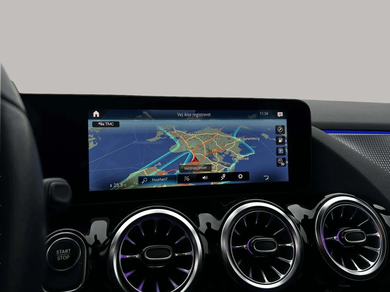 Mercedes-Benz-EQA-image-17