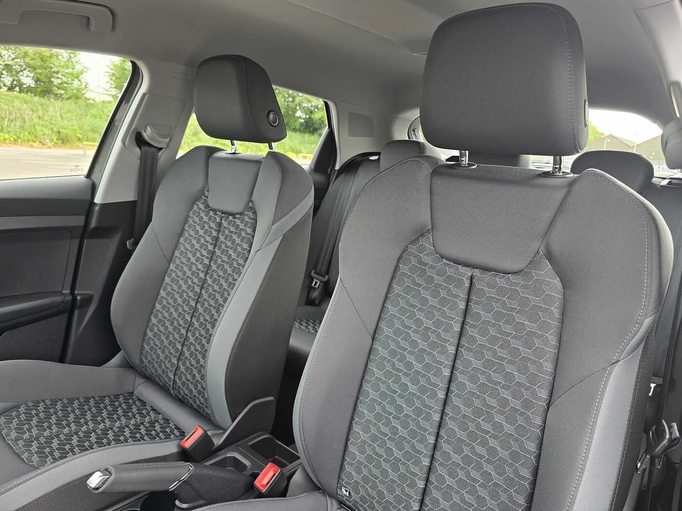 Audi-A1 Sportback-image-9