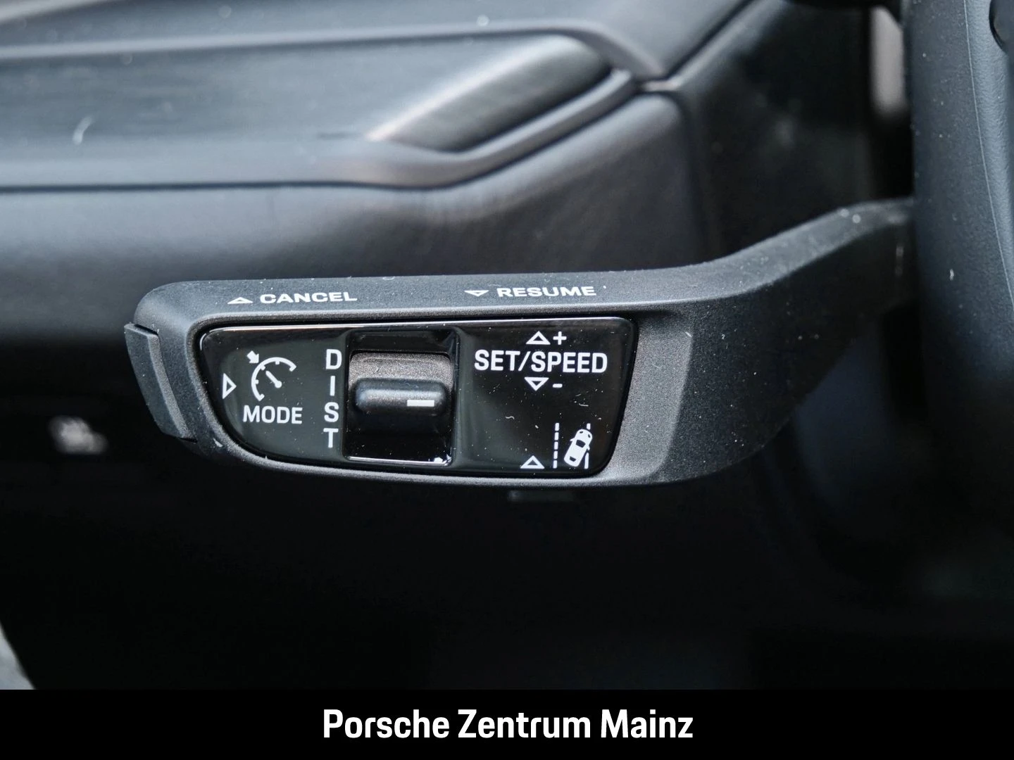 Porsche-Cayenne-image-24
