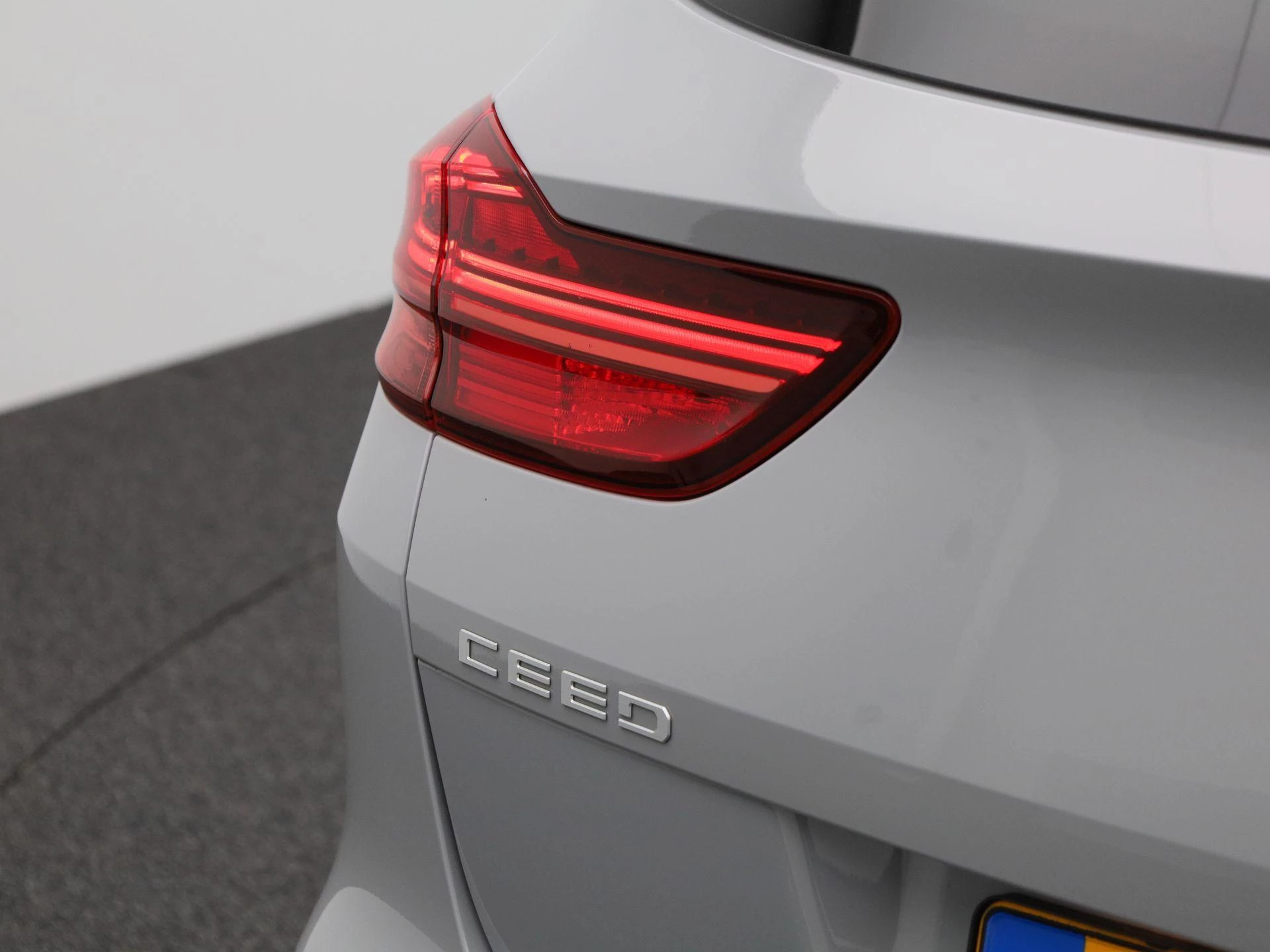 Kia-Ceed Sportswagon-image-40