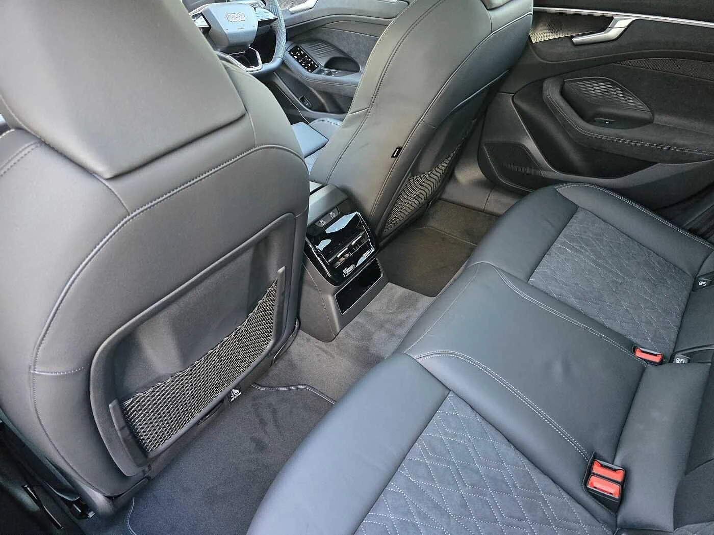Audi-A6-image-53